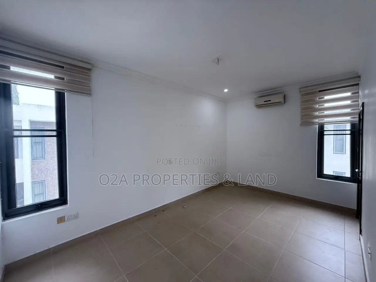 3bdrm Townhouse / Terrace in Ridge for rent in North Ridge