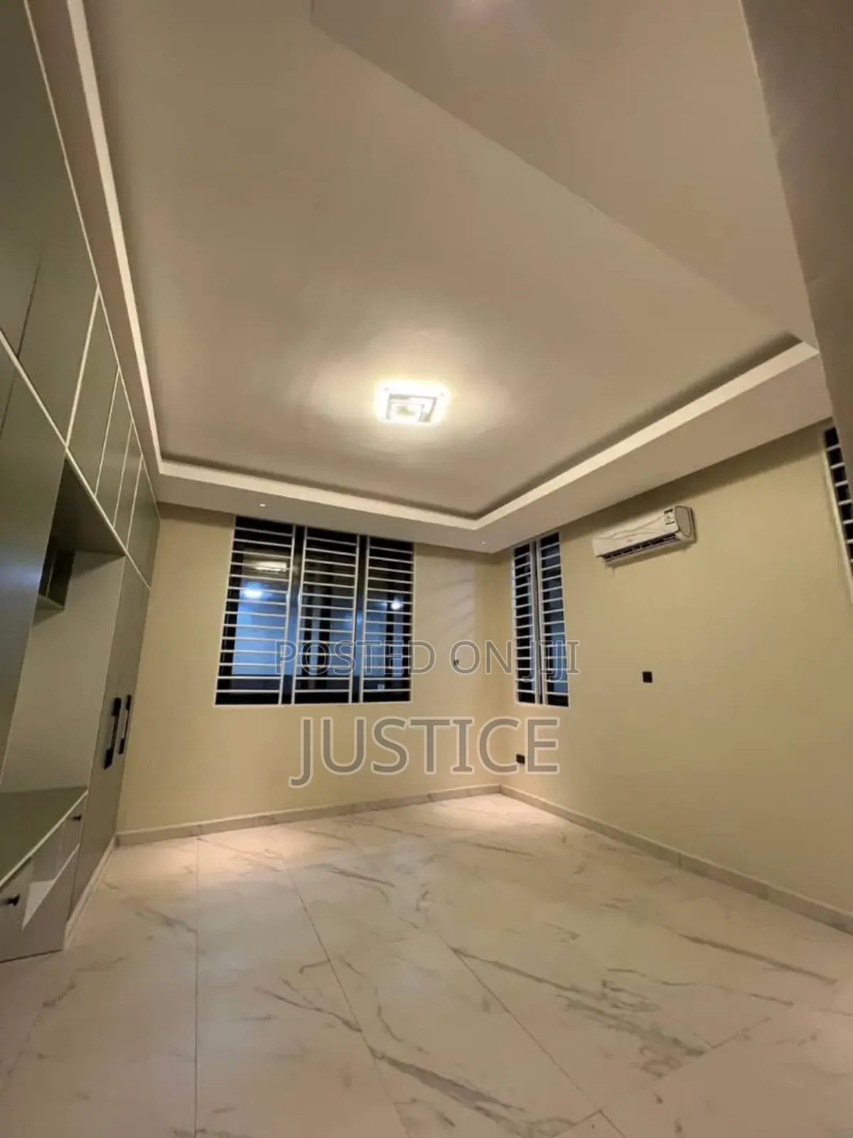 6bdrm House in East Airport for sale in Airport Residential Area