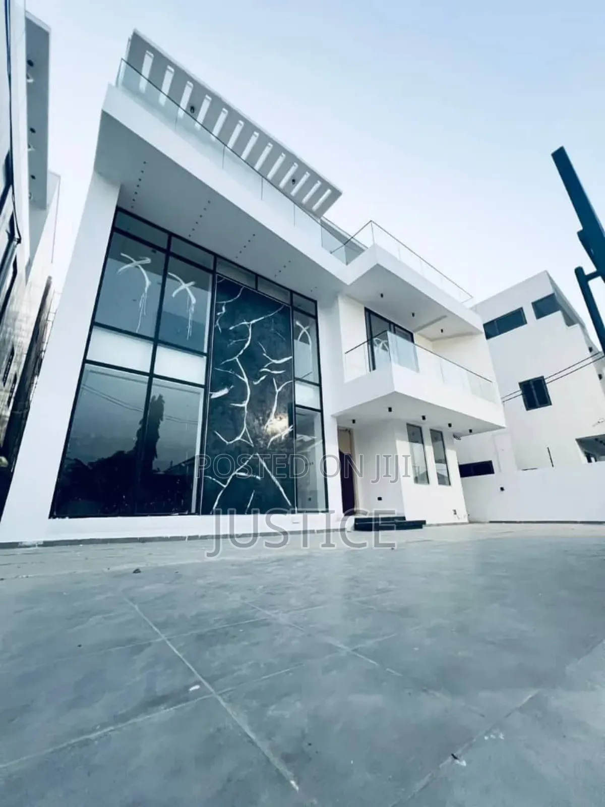 4bdrm House in East Legon for sale in East Legon