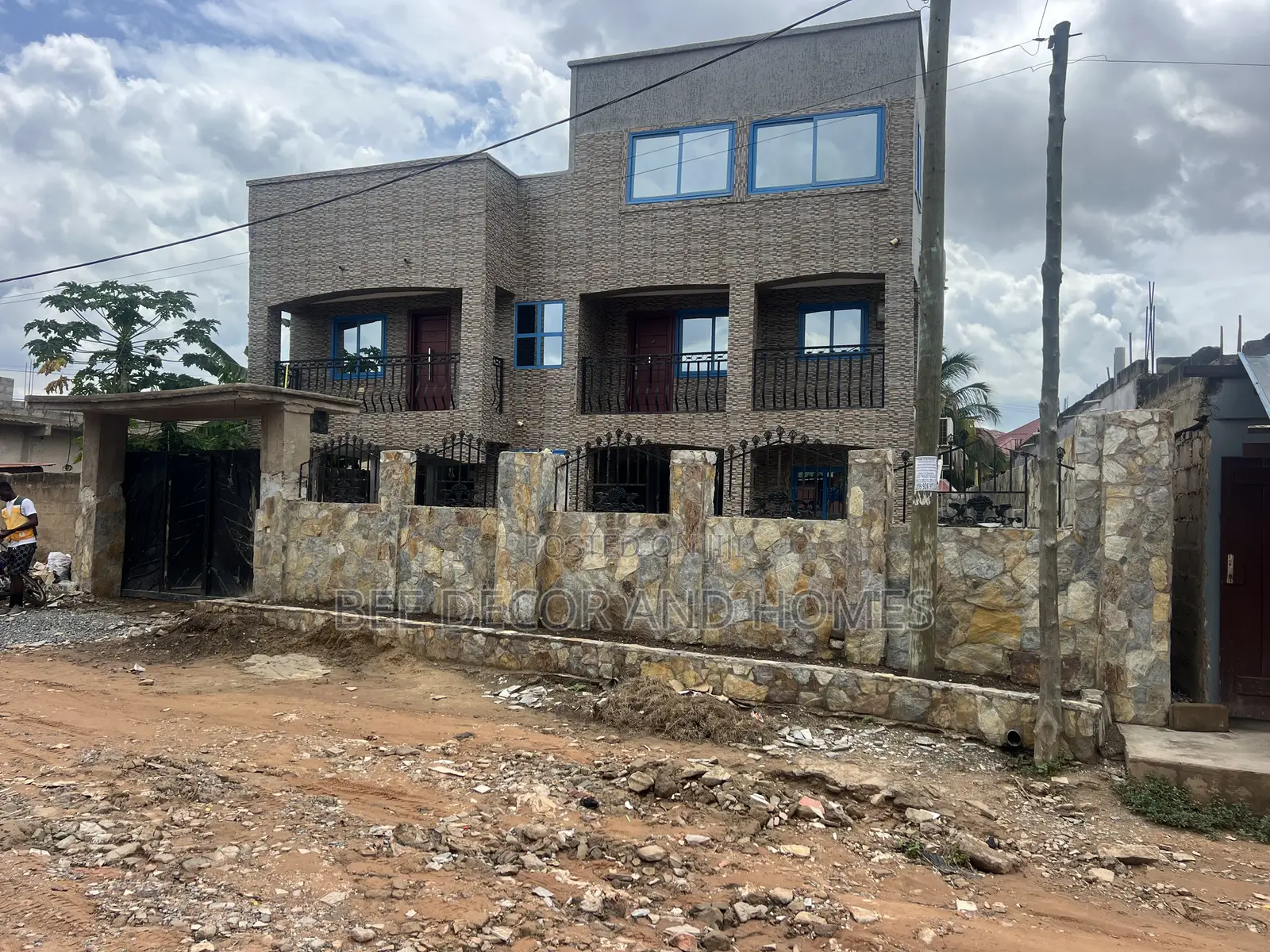 7bdrm Mansion in Bee Decor & Homes, Abokobi for sale in Abokobi