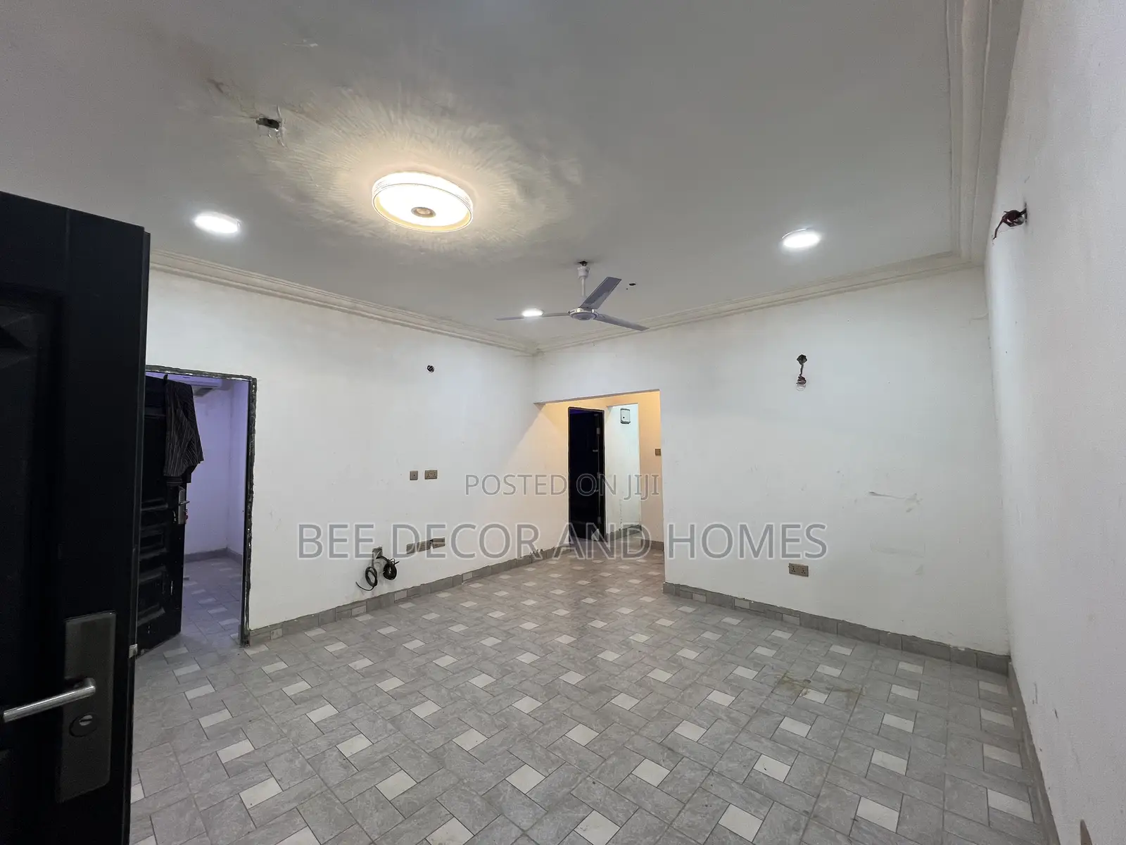 2bdrm Apartment in Bee Decor & Homes, Old Ashomang for rent in Old Ashomang