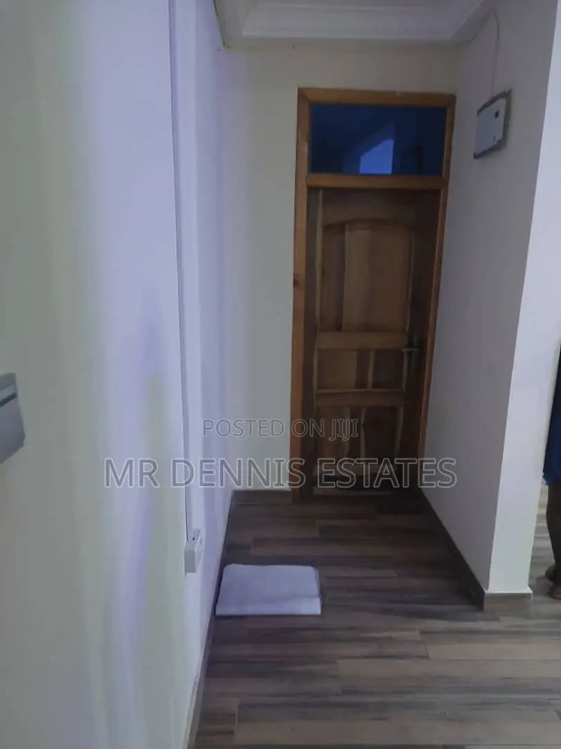 2bdrm Apartment in Westhills Mall Area for rent in West Hills Mall Area