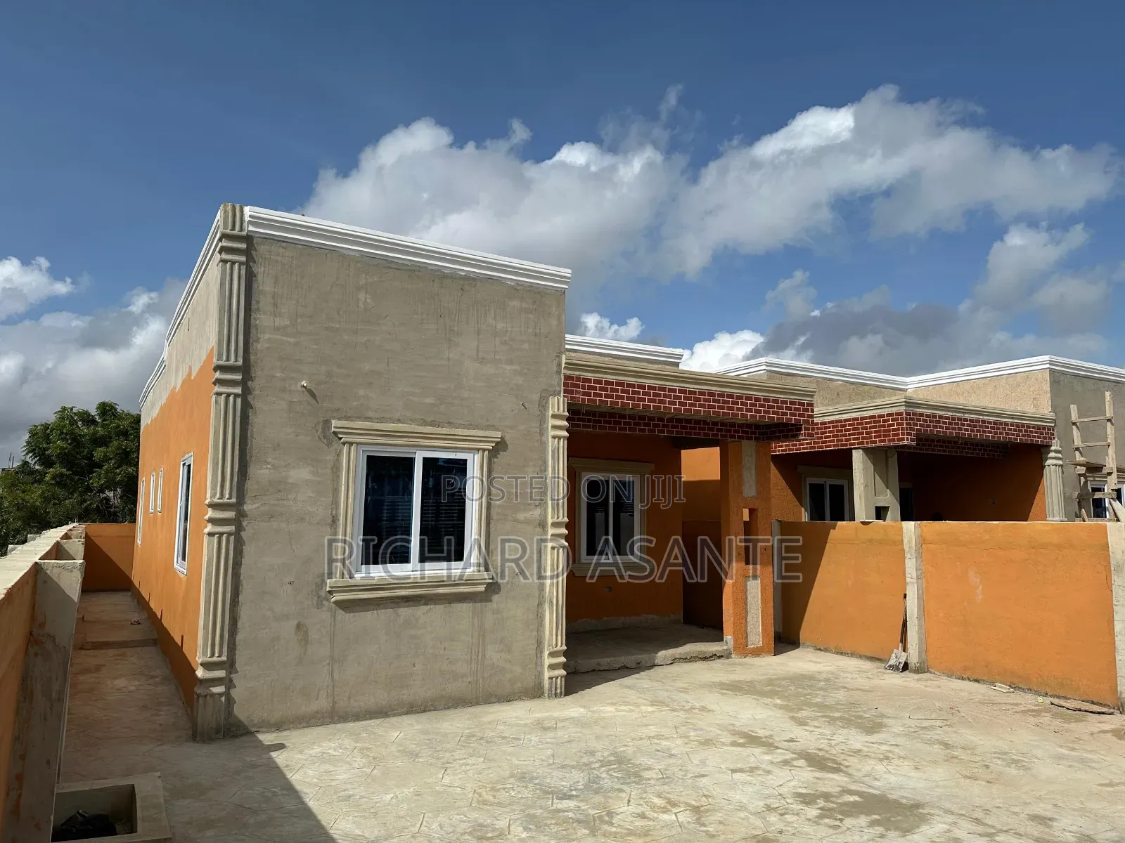 2bdrm House in Pokuase for sale in Pokuase
