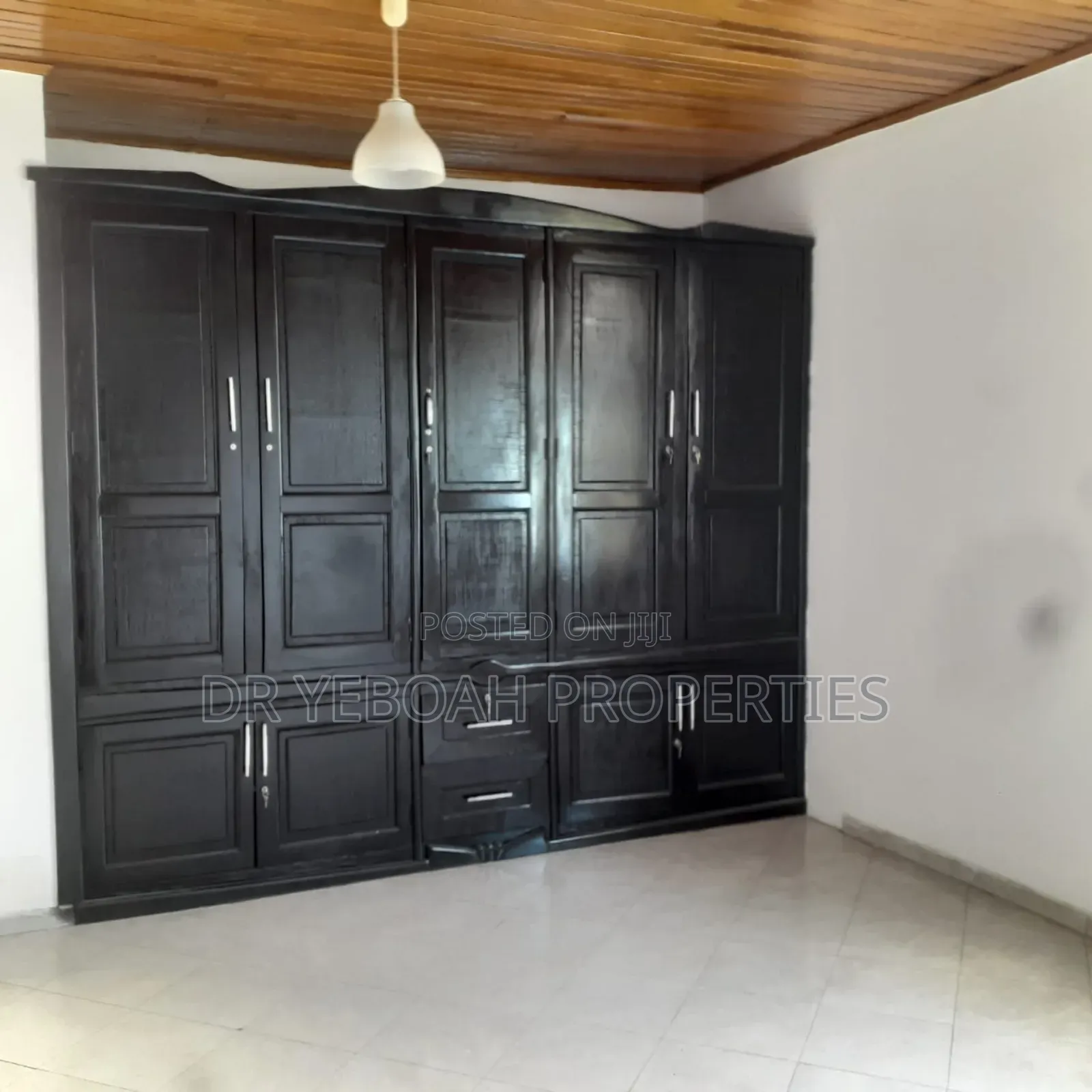 6bdrm Maisonette in Spintex:- 6 Bedrooms for rent in Spintex