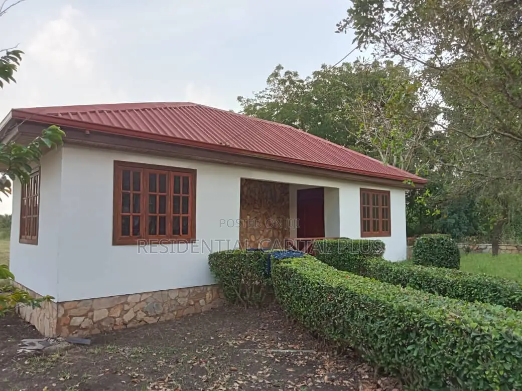 Furnished 3bdrm House in Stone Lodge, Asuogyaman for sale in Asuogyaman