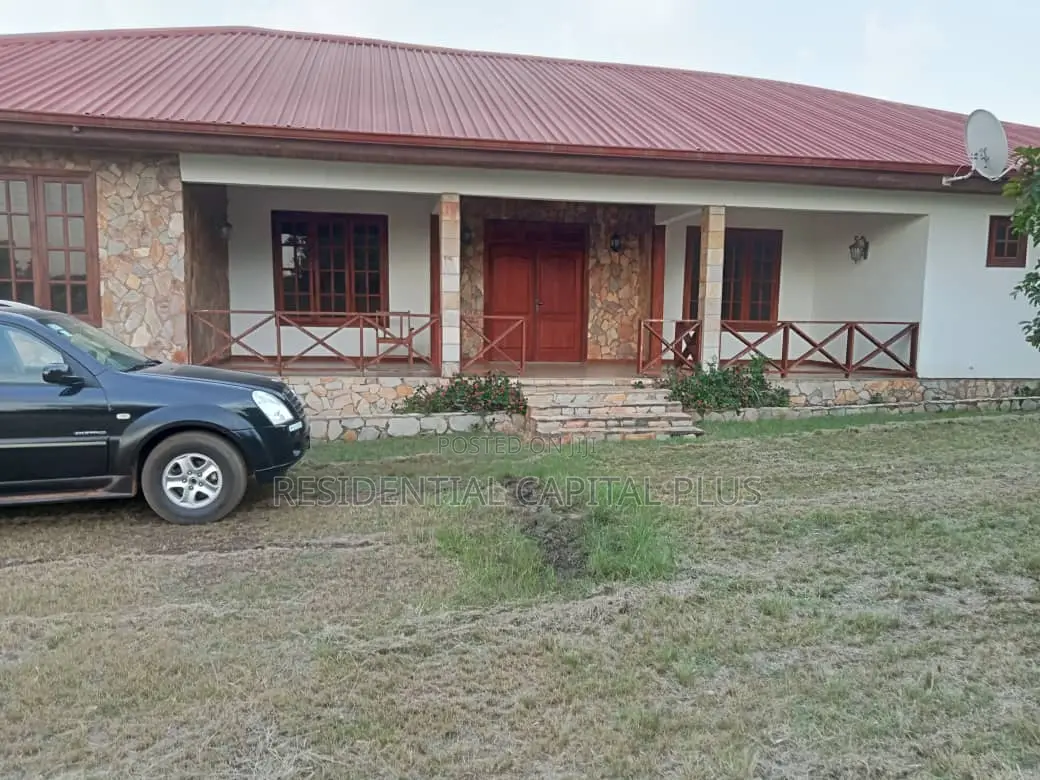 Furnished 3bdrm House in Stone Lodge, Asuogyaman for sale in Asuogyaman