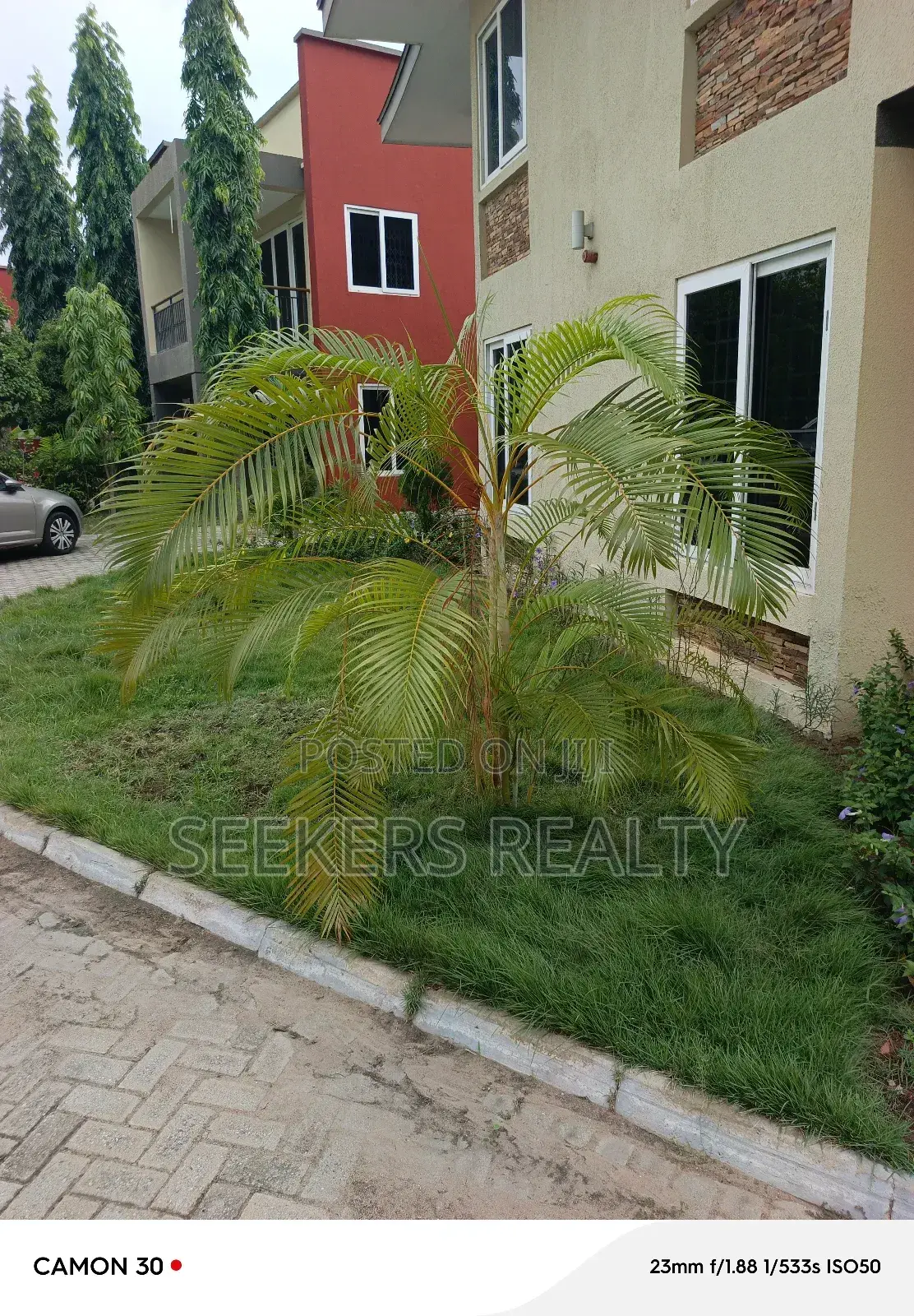 4bdrm Townhouse / Terrace in Seekers Realty, Cantonments for rent in Cantonments