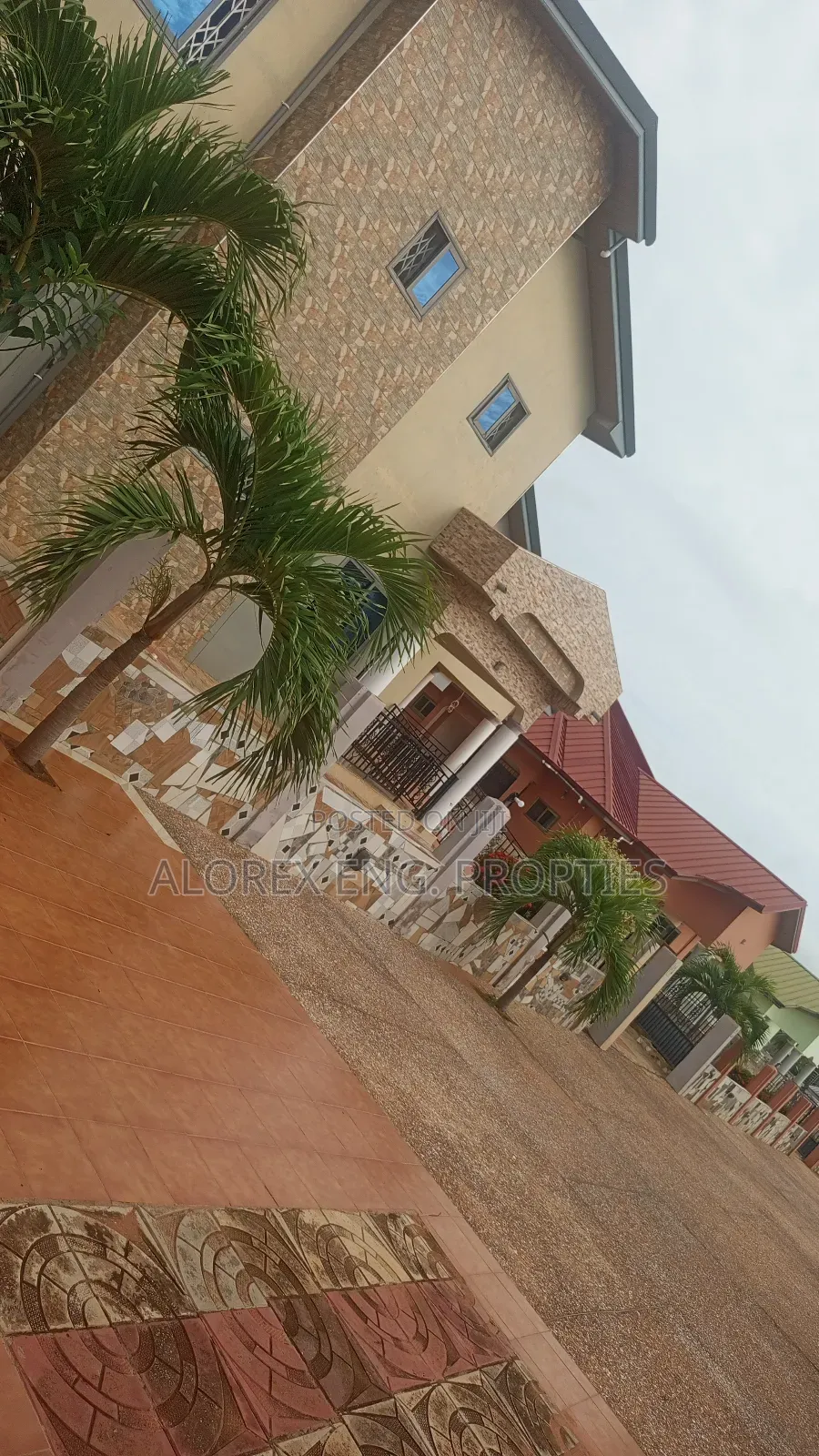 5bdrm Duplex in Gated Community, Oyarifa for rent in Oyarifa