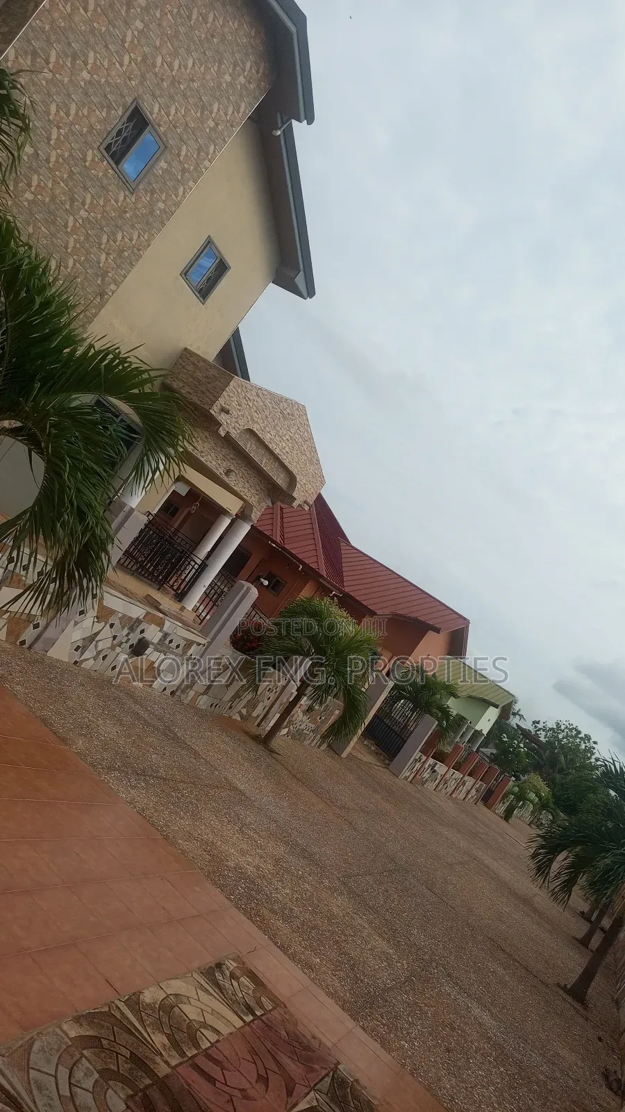 5bdrm Duplex in Gated Community, Oyarifa for rent in Oyarifa
