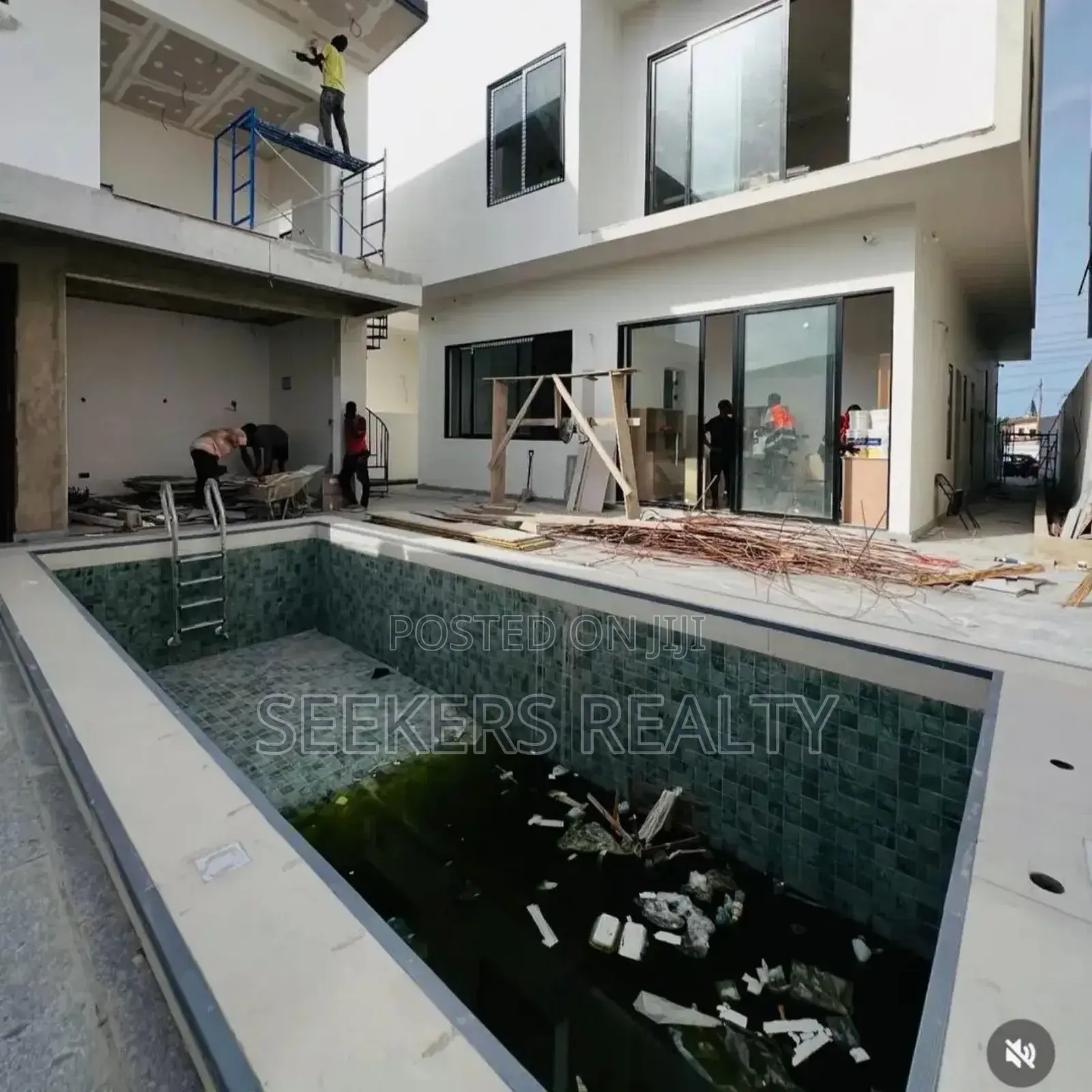 5bdrm House in Seekers Realty, East Legon for sale in East Legon