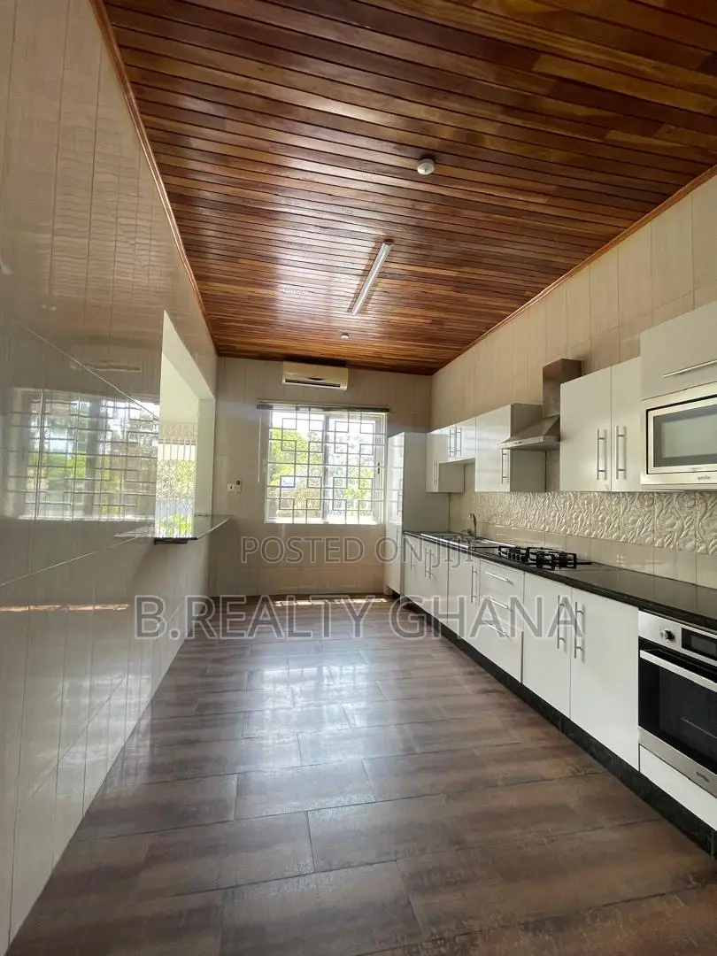 4bdrm House in Labone for rent in Labone
