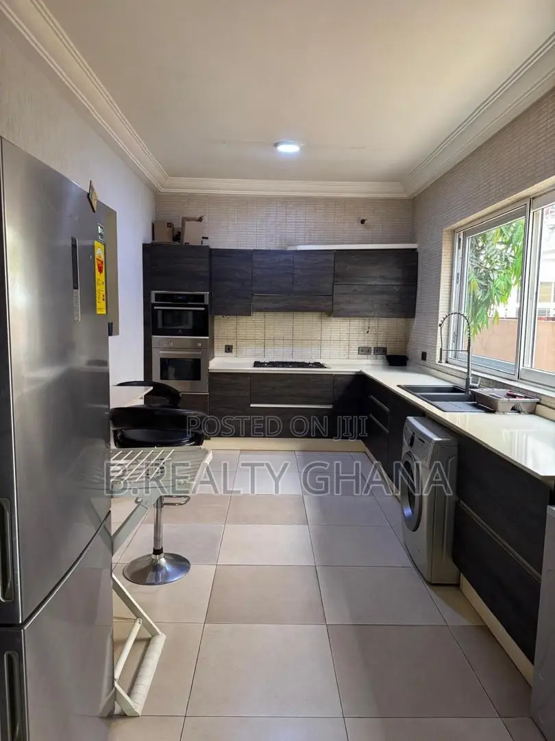 Furnished 3bdrm Apartment in Airport Residential Area for rent in Airport Residential Area