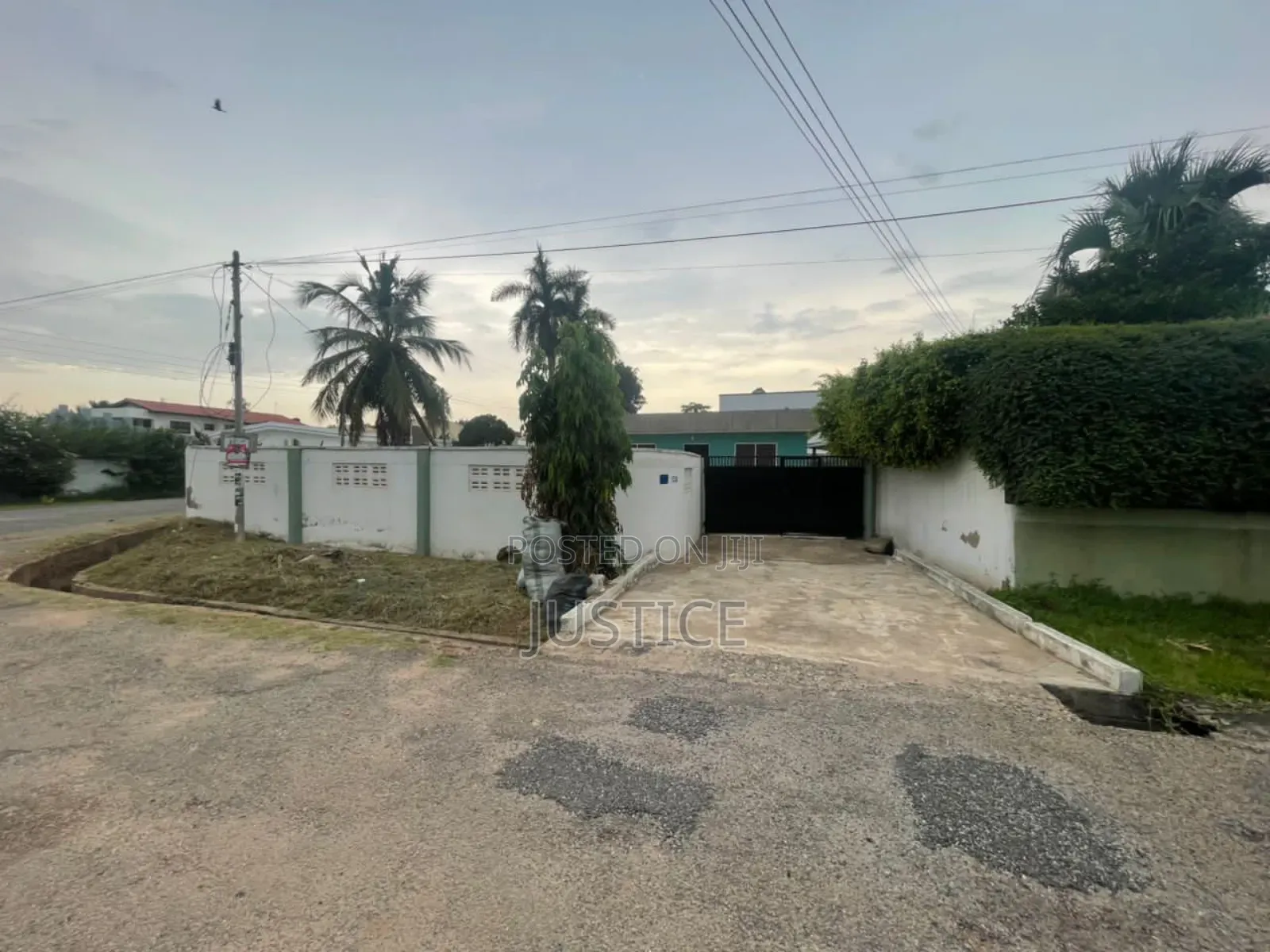 4bdrm House in Cfc Estate Dome for sale in CFC Estates