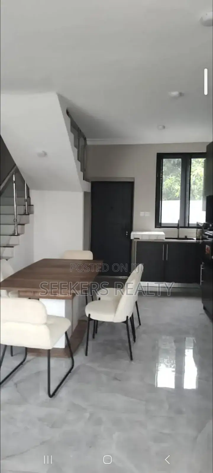 4bdrm Townhouse / Terrace in Seekers Realty, Cantonments for rent in Cantonments