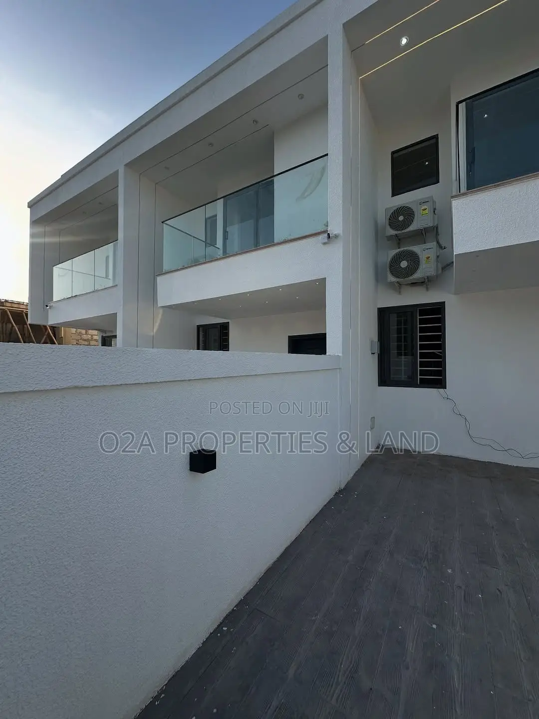 2bdrm House in Ashaley Botwe, Lake Side Estate for sale in Lake Side Estate