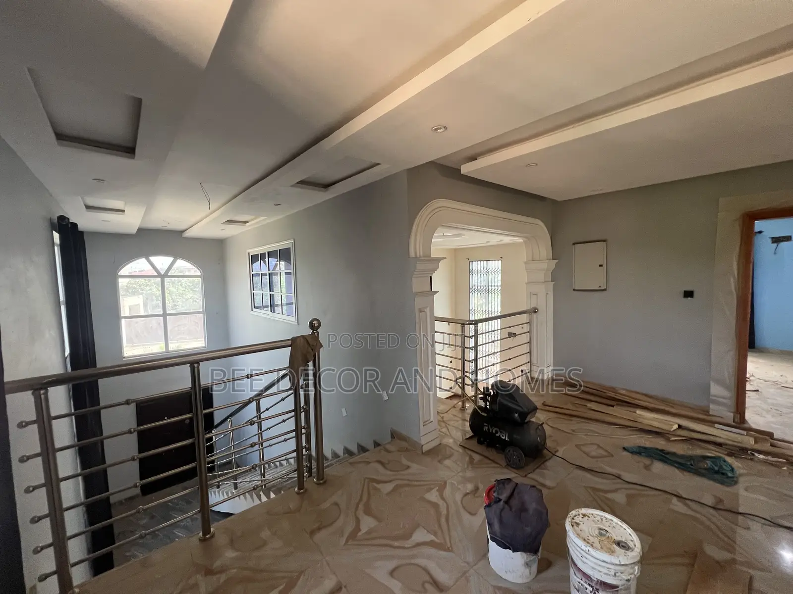 6bdrm House in Bee Decor & Homes, Old Ashomang for rent in Old Ashomang