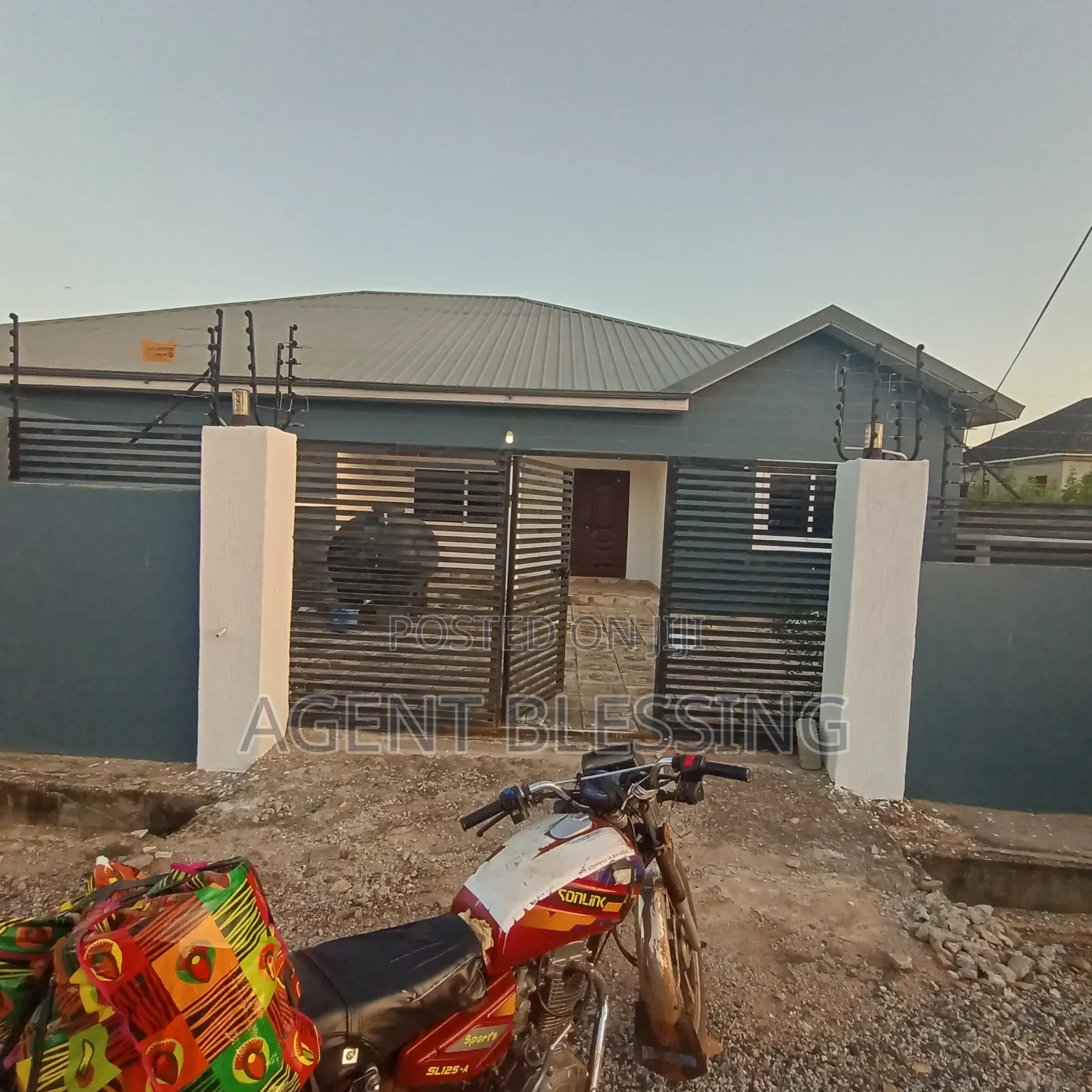 3bdrm House in Community 25, Tema Metropolitan for rent in Tema Metropolitan
