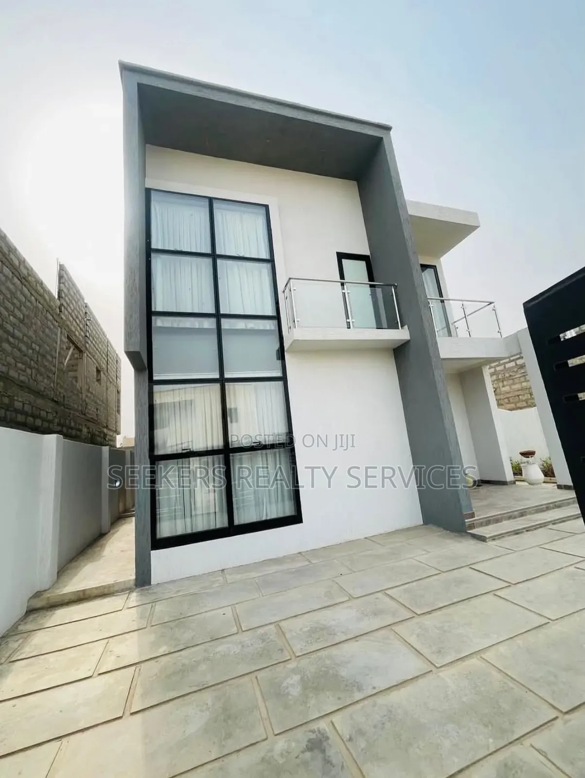 4bdrm House in Seekers Realty, Ledzokuku-Krowor for sale in Ledzokuku-Krowor