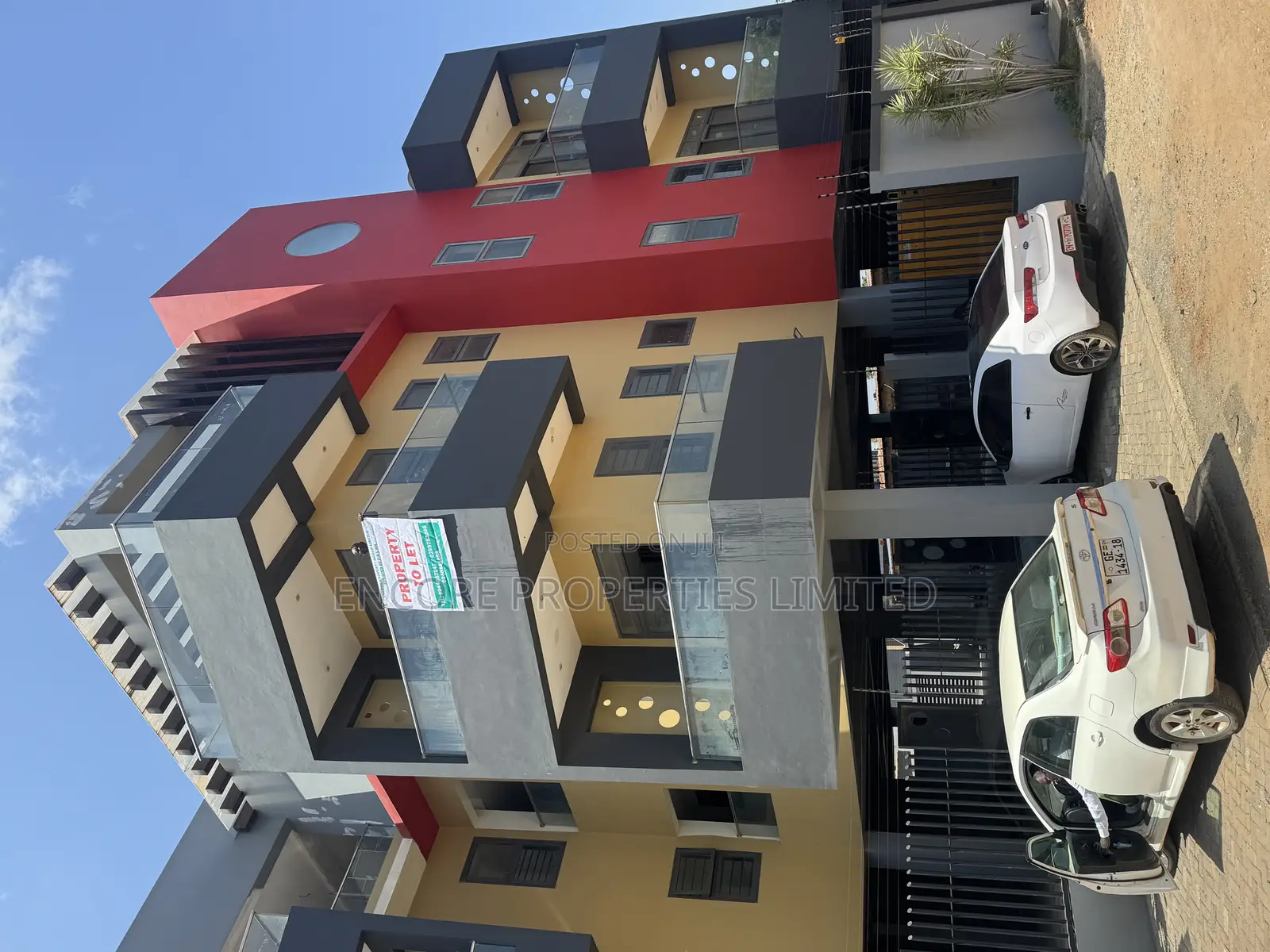 Ultra Modern 22 1and 2 Bedroom Apartments With Restaurant in UPSA Area