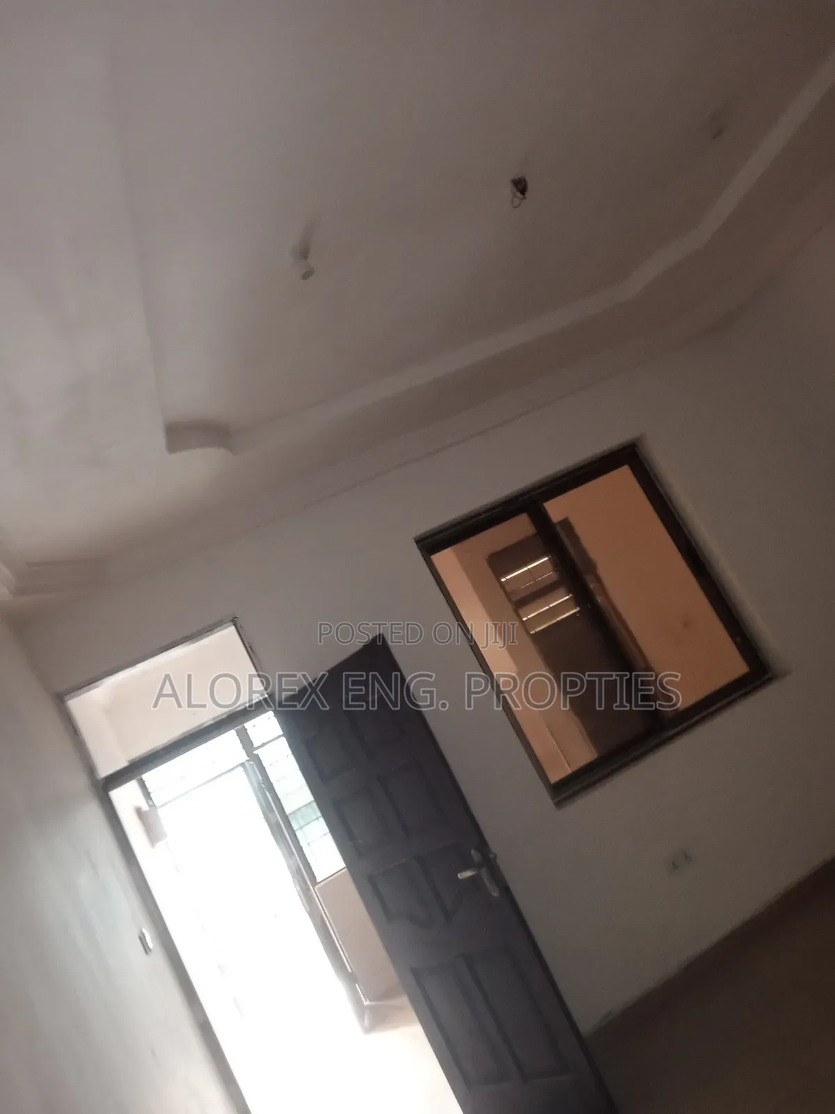 1bdrm Apartment in Chamber Self, Danfa for rent in Danfa