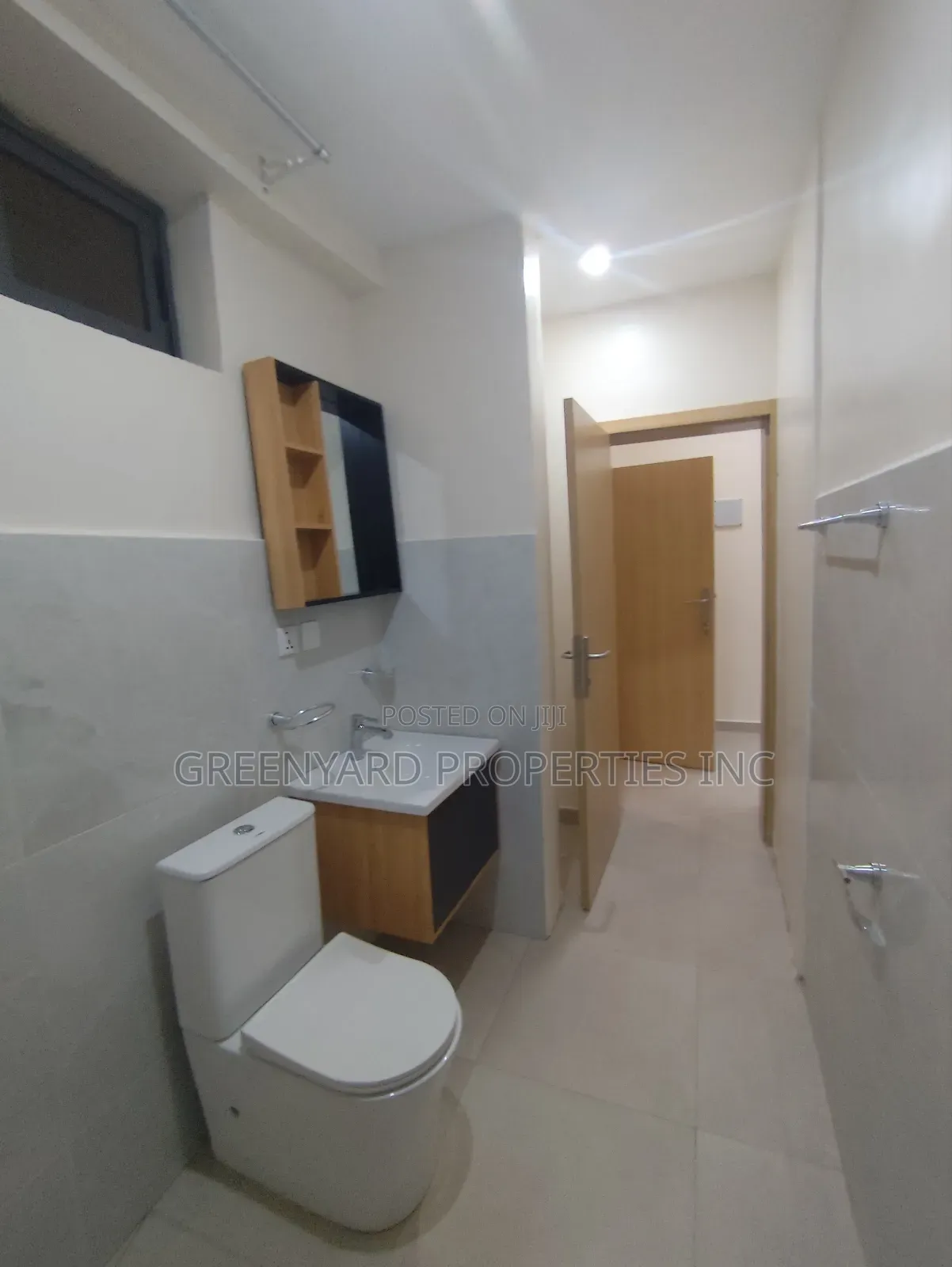 1bdrm Apartment in Ars, East Legon for rent in East Legon