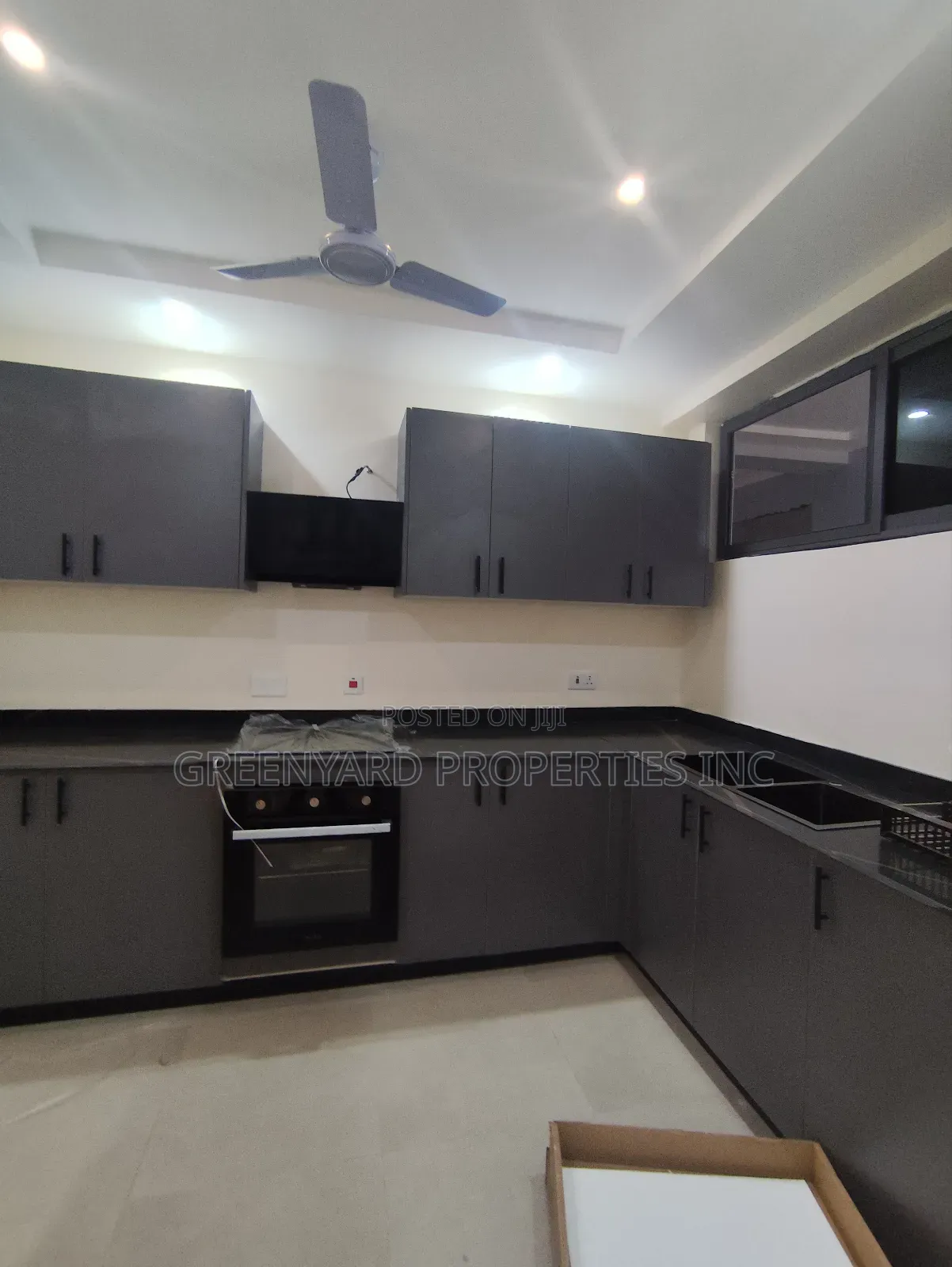 2bdrm Apartment in Ars, East Legon for rent in East Legon
