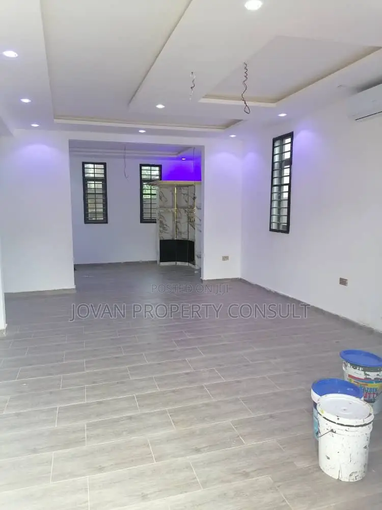 4bdrm House in Kwabenya Acp, Pokuase for sale in Pokuase