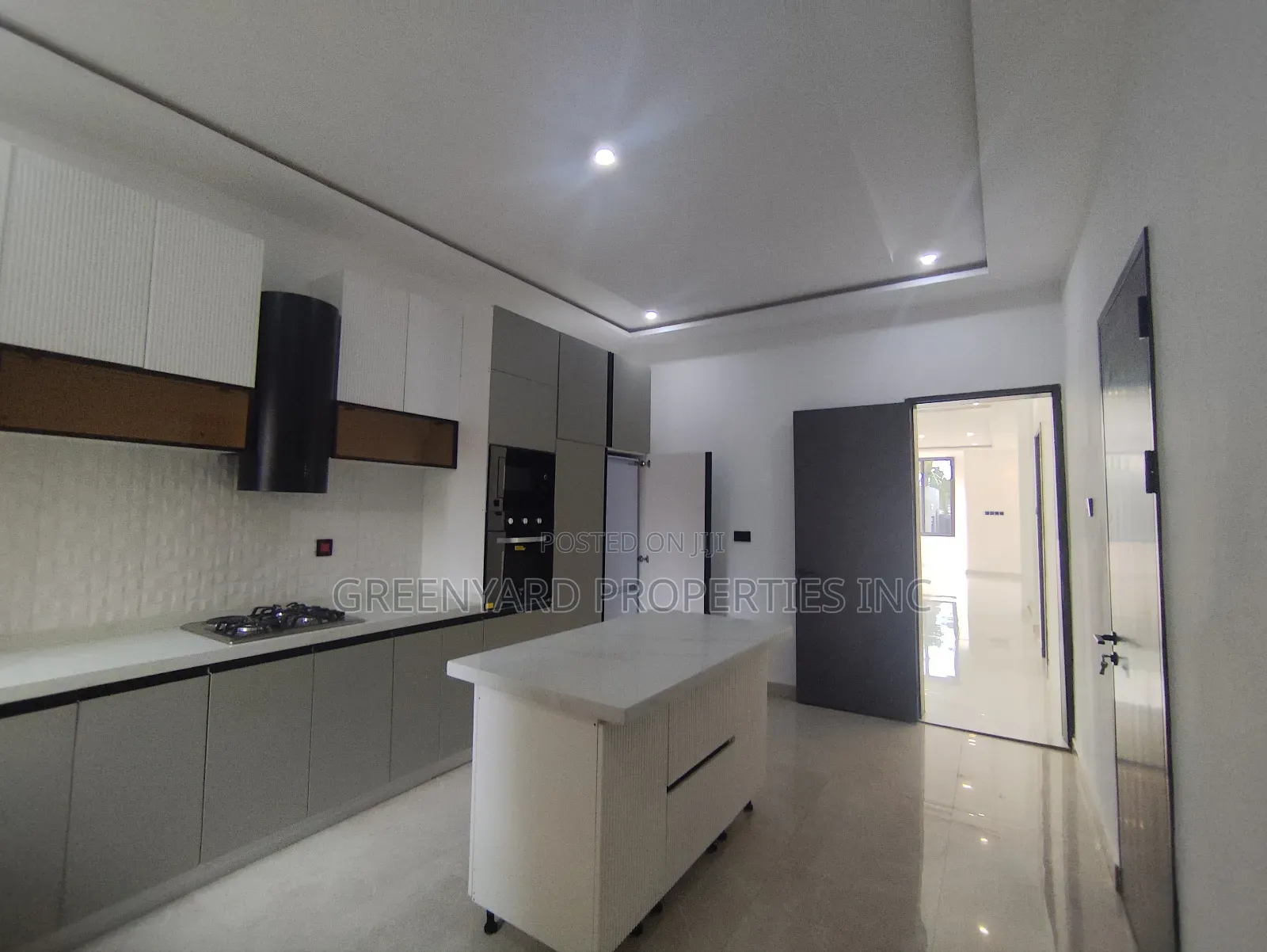 5bdrm House in East Legon for rent in East Legon
