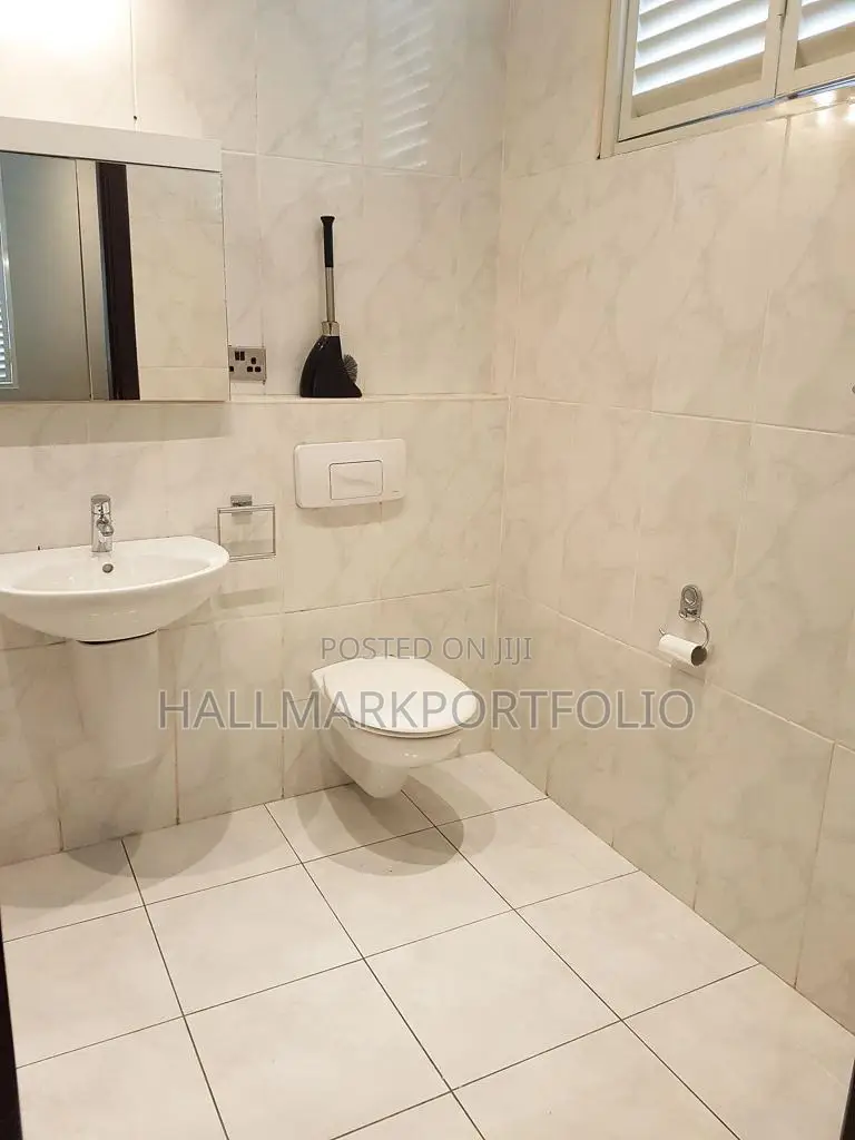 Furnished 5bdrm House in Ridge for sale in Ridge