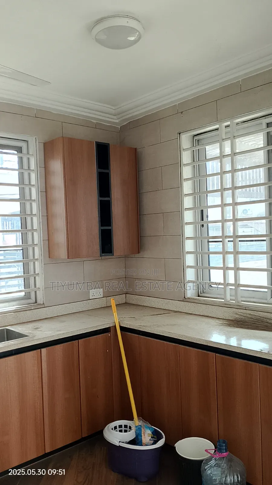 4bdrm Apartment in Tiyumba Real Estate, Achimota for rent in Achimota