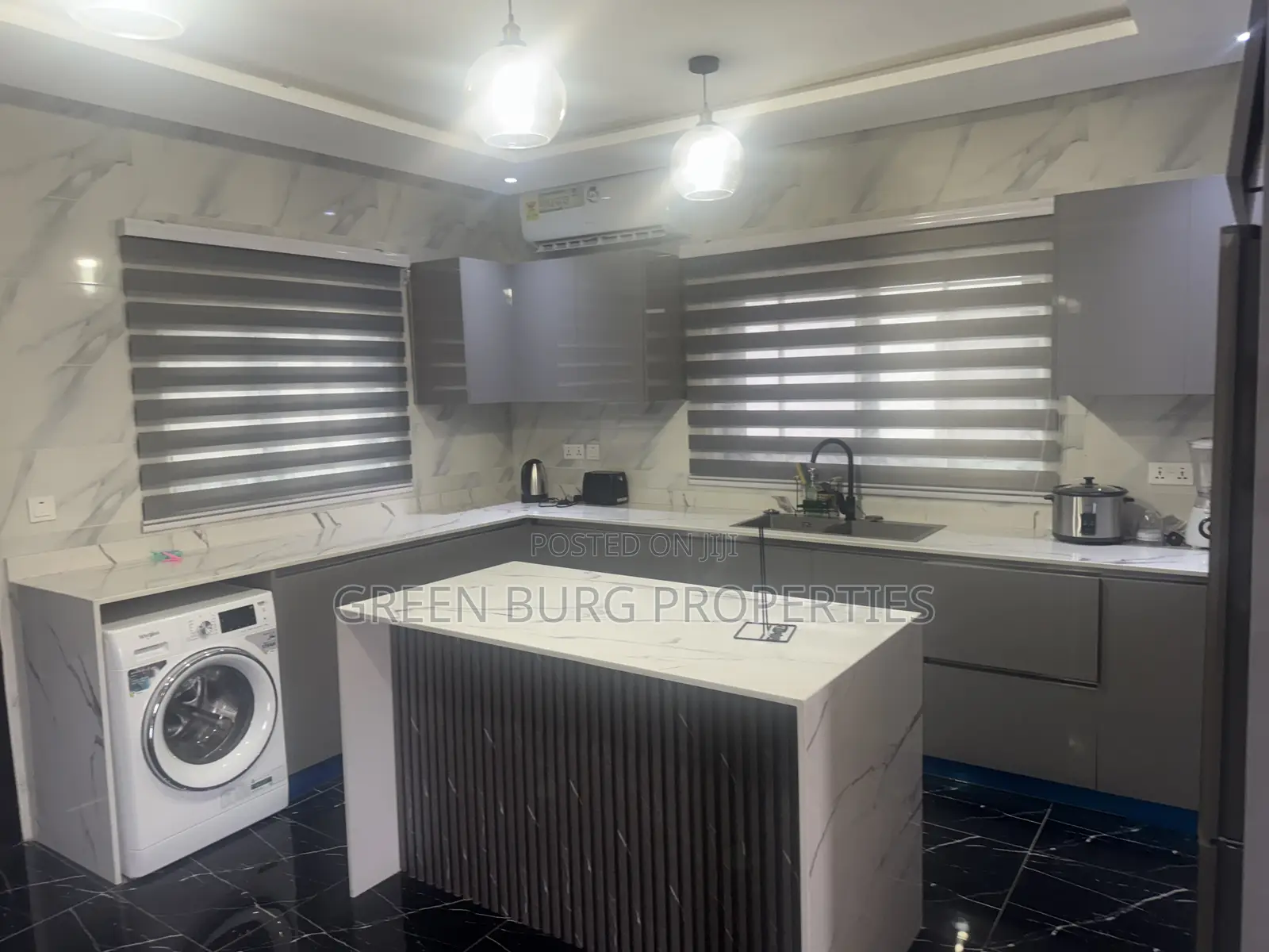 Furnished 4bdrm Townhouse / Terrace in Green, East Legon for rent in East Legon