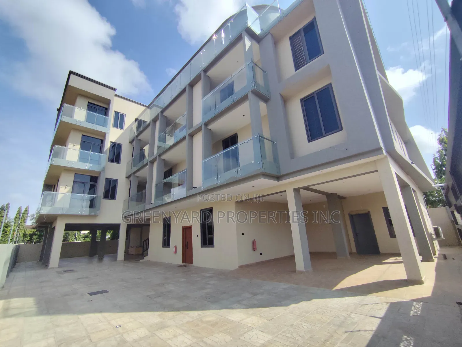 Furnished 1bdrm Apartment in A&C, East Legon for rent in East Legon