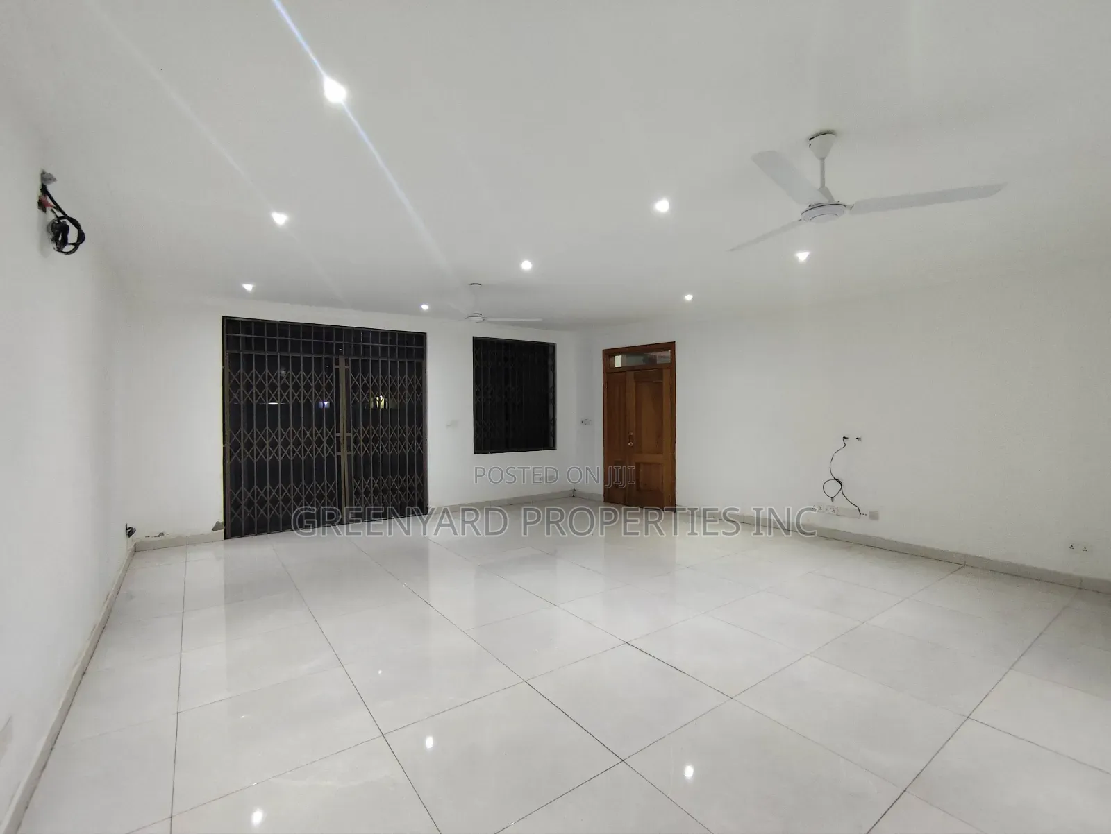 3bdrm Apartment in American House, East Legon for rent in East Legon
