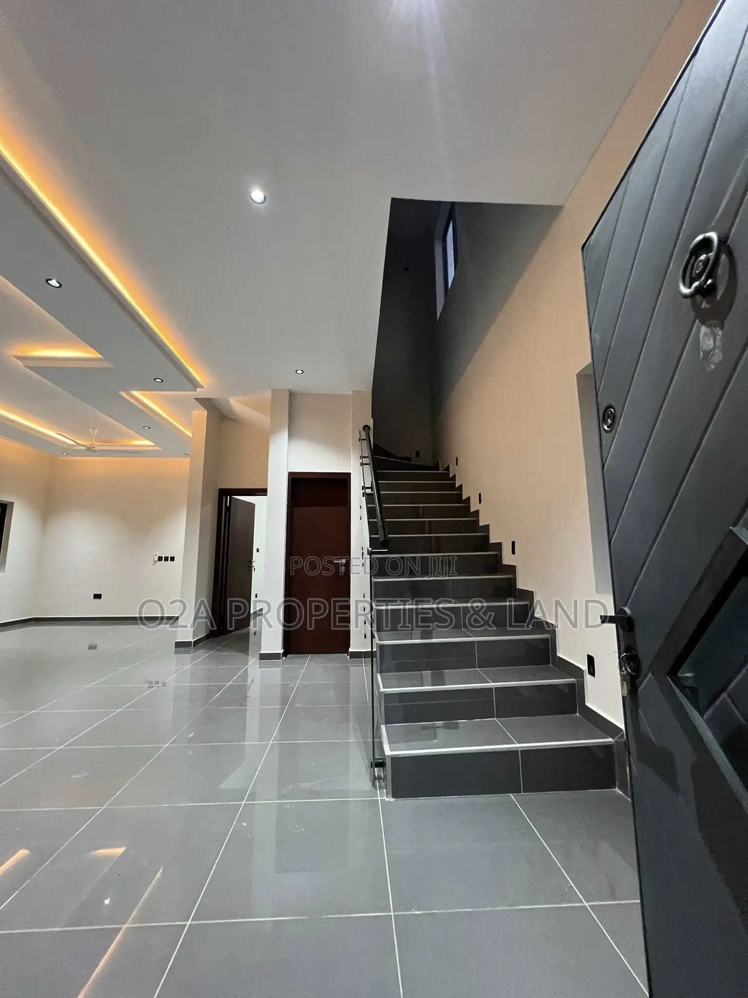 4bdrm House in Lakeside Estate for sale in Lake Side Estate
