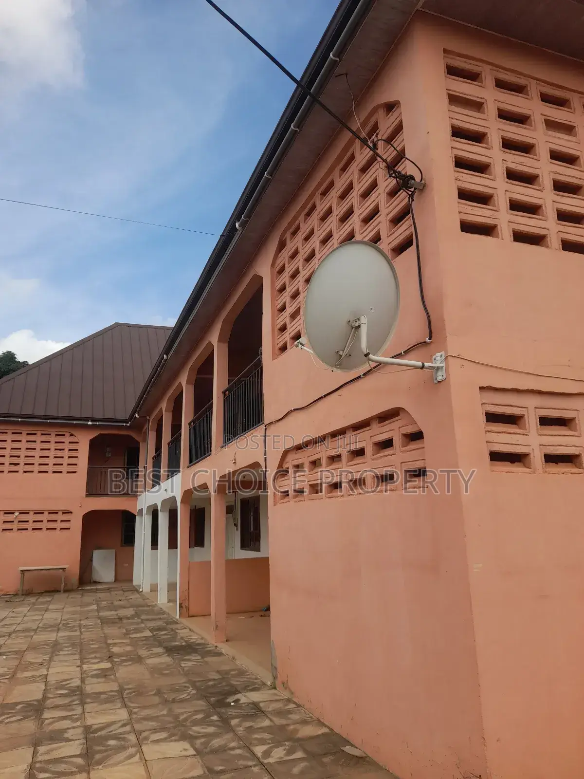 2bdrm Apartment in Ashiyie, Adenta for rent in Adenta