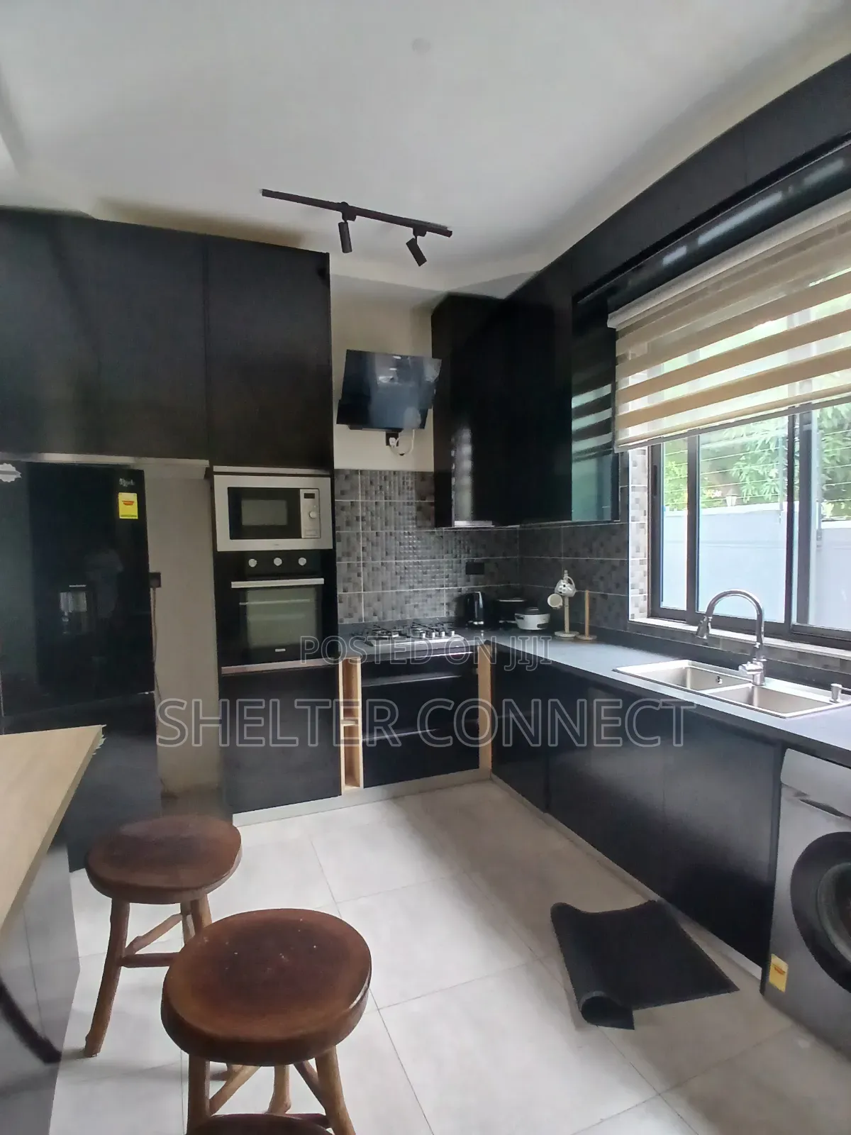 Furnished 3bdrm Duplex in North Legon for rent in North Legon