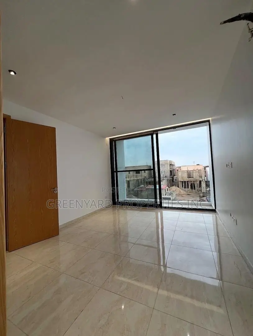 5bdrm House in East Legon Hills for sale in East Legon
