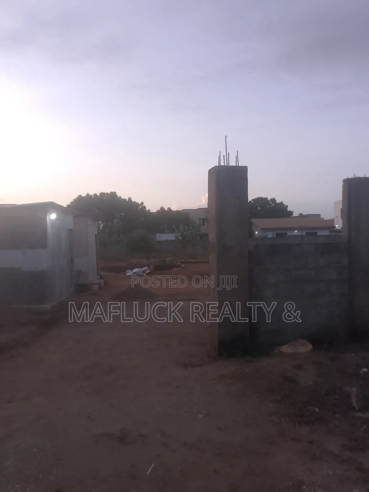 Land for Sale in Lake Side Estate