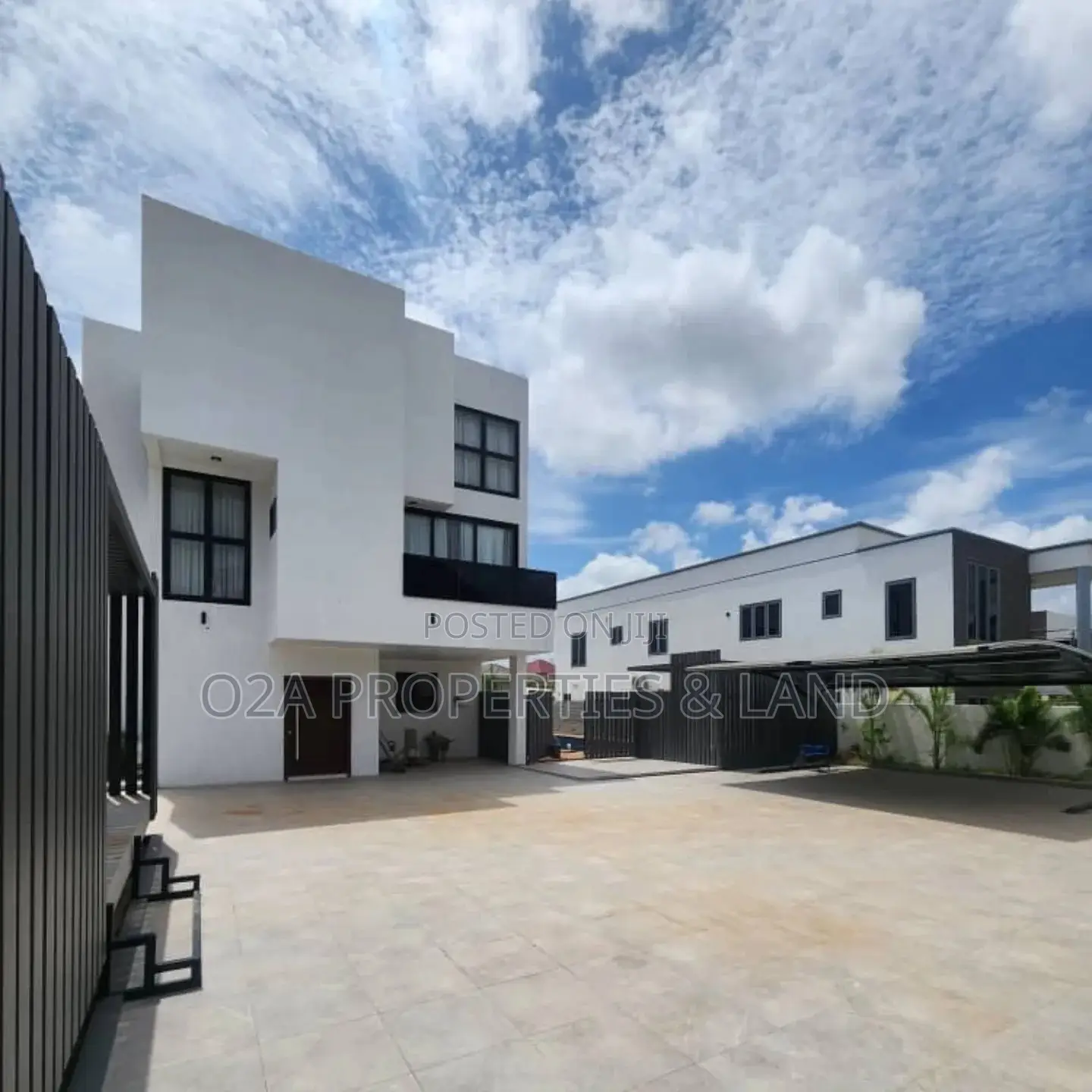 4bdrm House in East Legon, Ability for sale in Ability