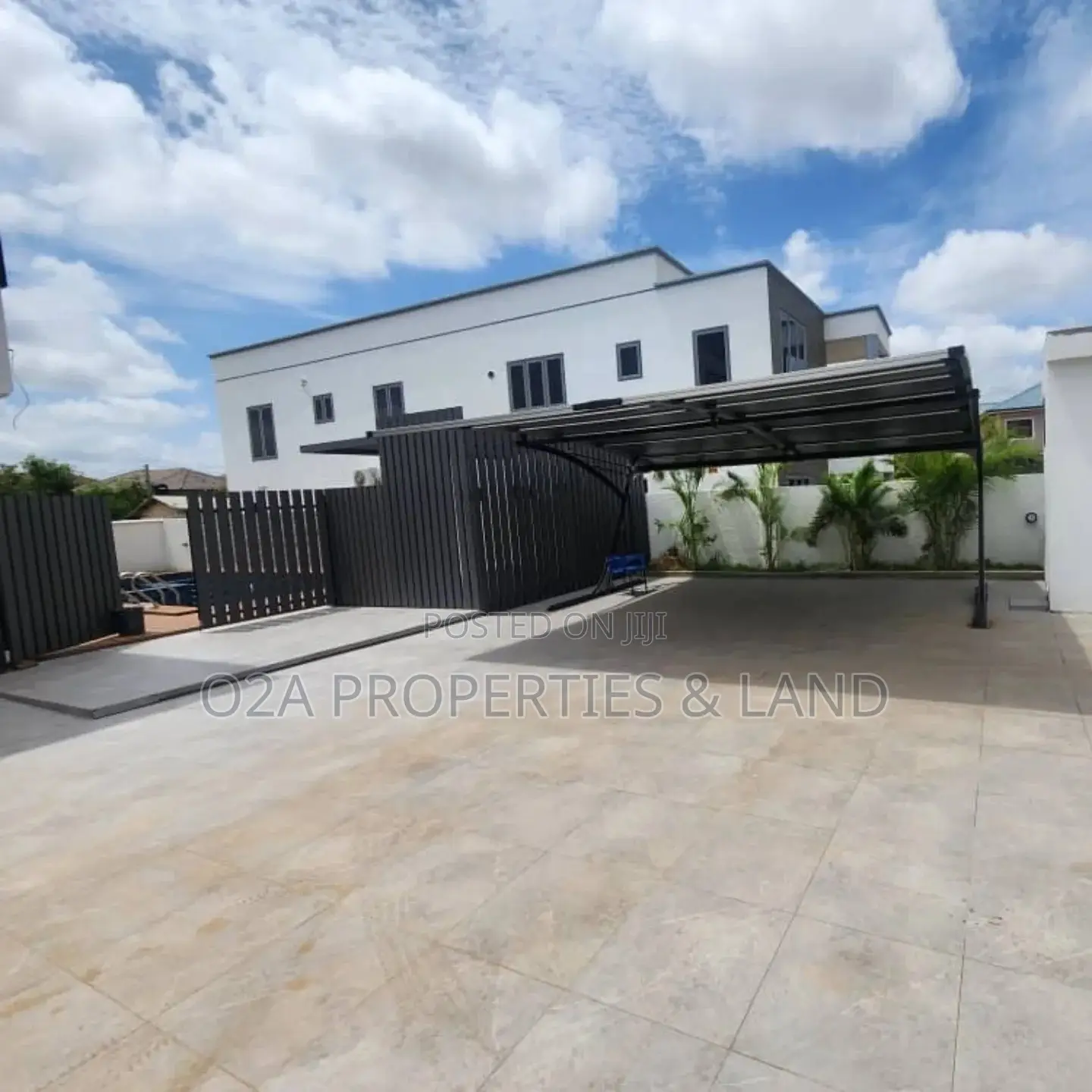 4bdrm House in East Legon, Ability for sale in Ability