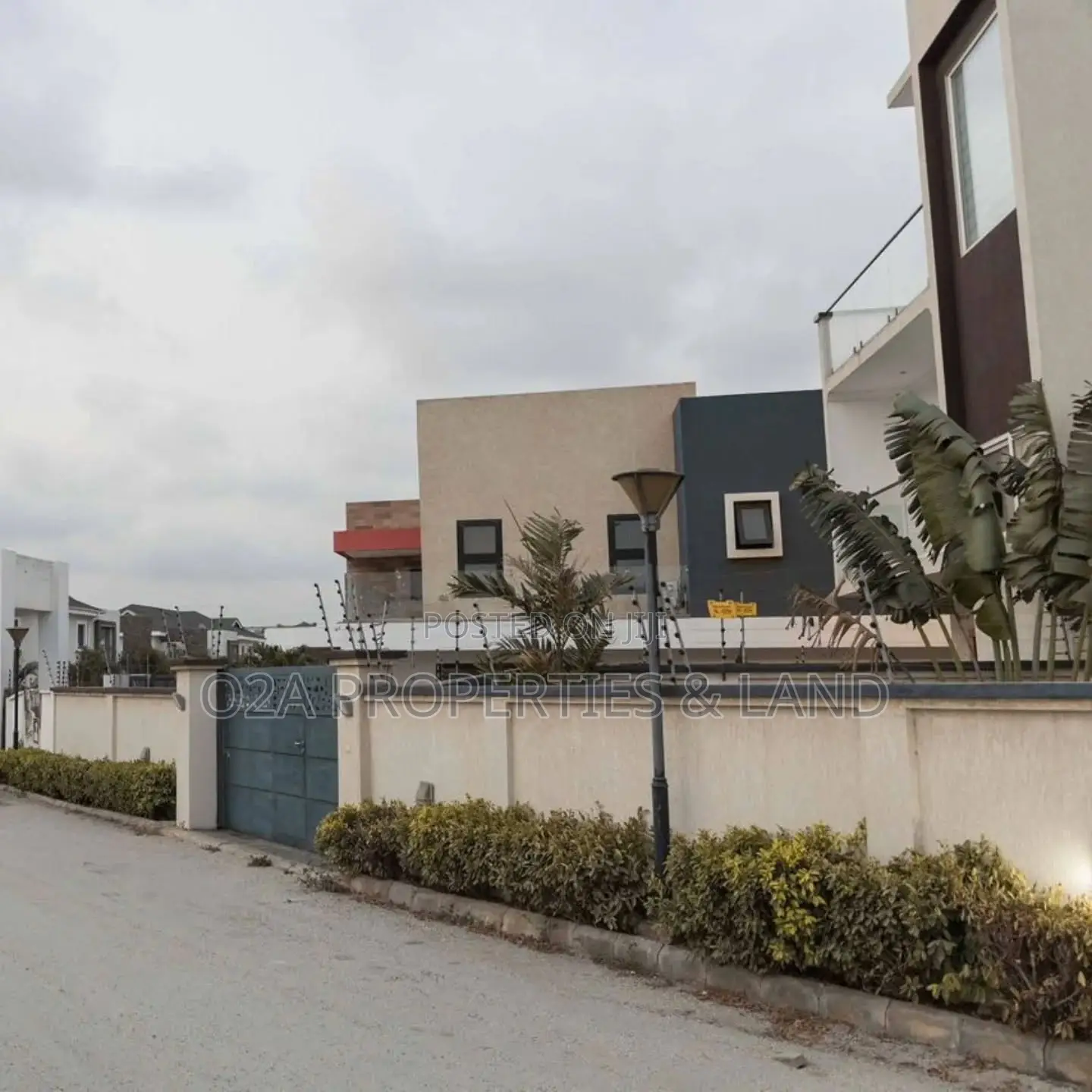 2bdrm Apartment in East Airport for sale in Airport Residential Area