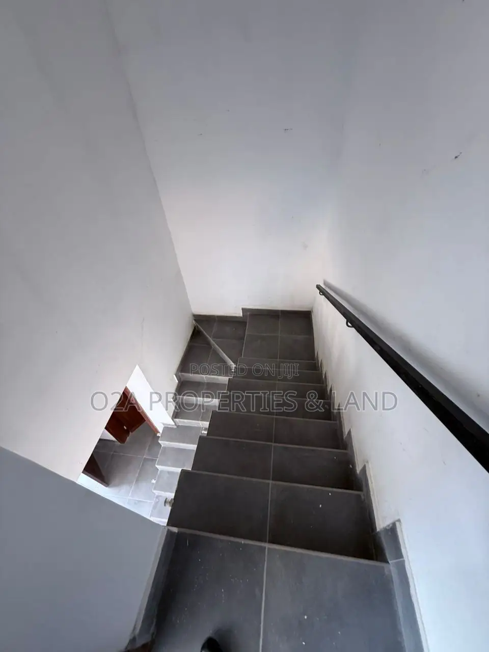 2bdrm Townhouse/Terrace in Tse Addo, Burma, Tseaddo for sale in Tseaddo