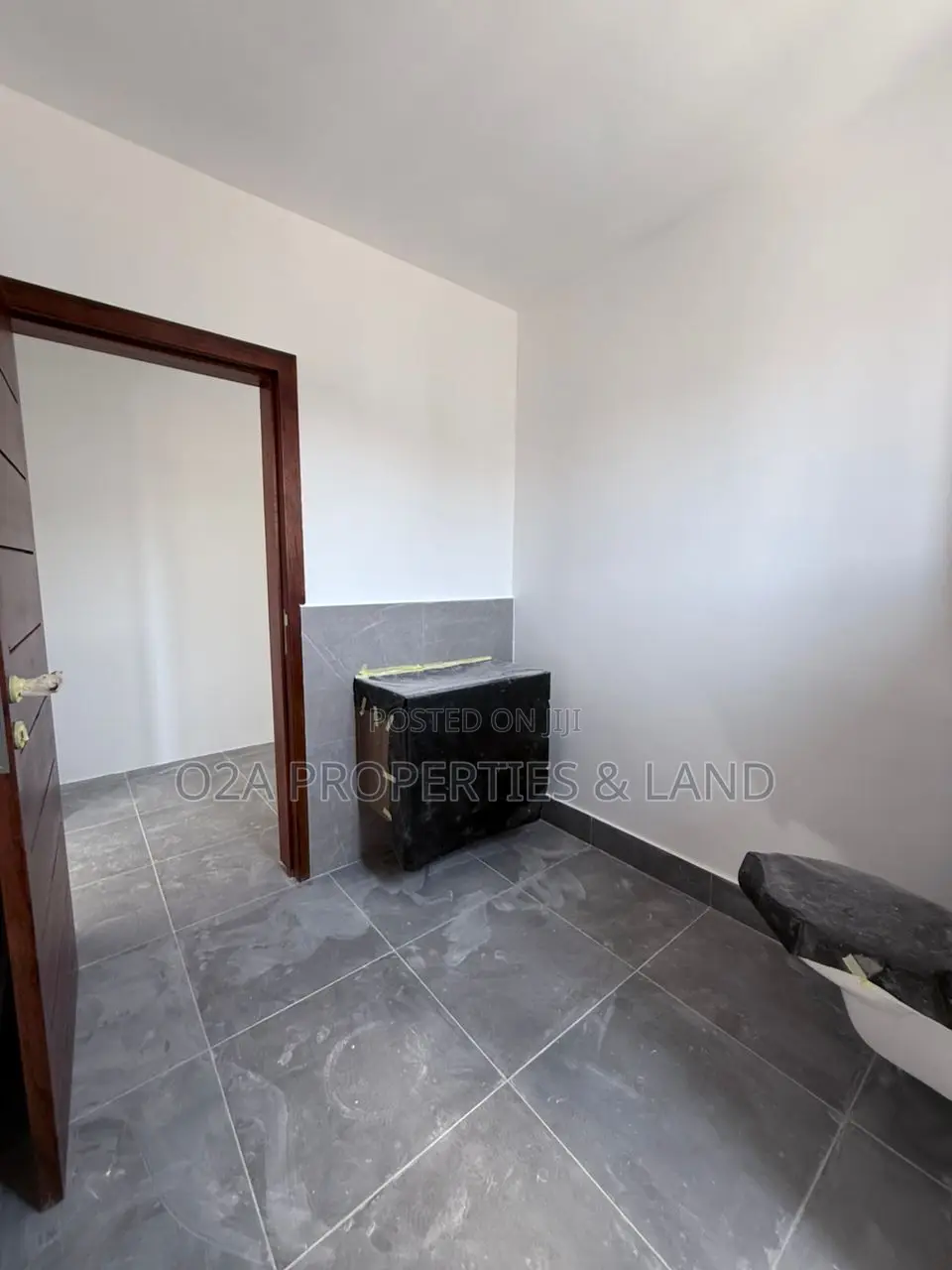 2bdrm Townhouse/Terrace in Tse Addo, Burma, Tseaddo for sale in Tseaddo