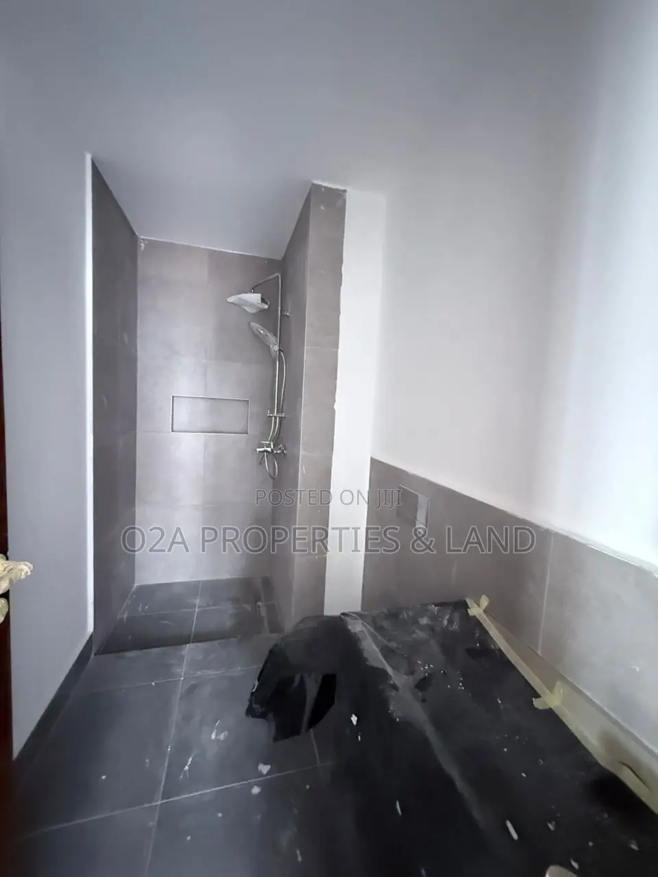 3bdrm Townhouse/Terrace in Tse Addo, Burma, Tseaddo for sale in Tseaddo