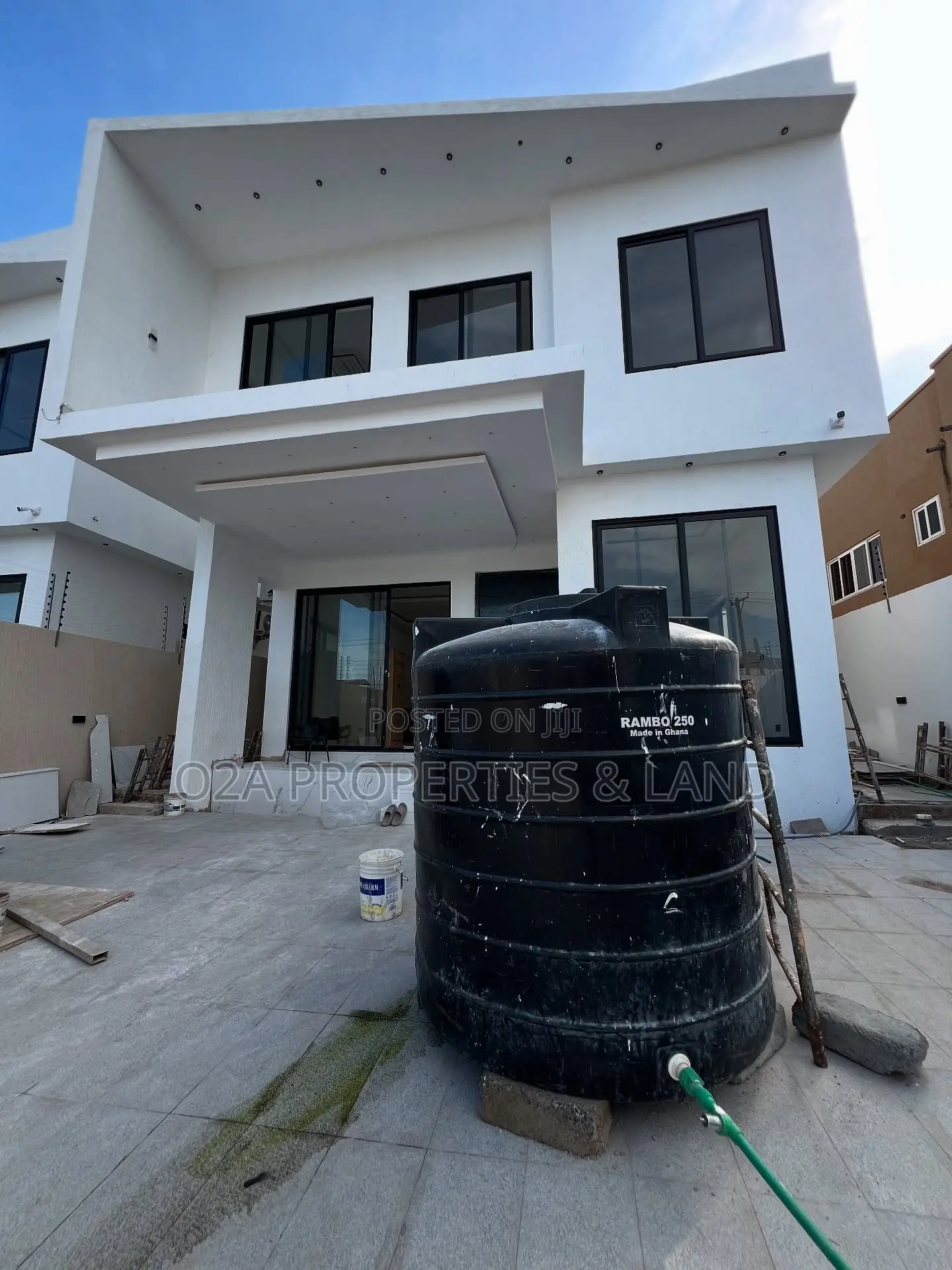 4bdrm House in East Legon, A&C Mall Area for sale in A&C Mall Area