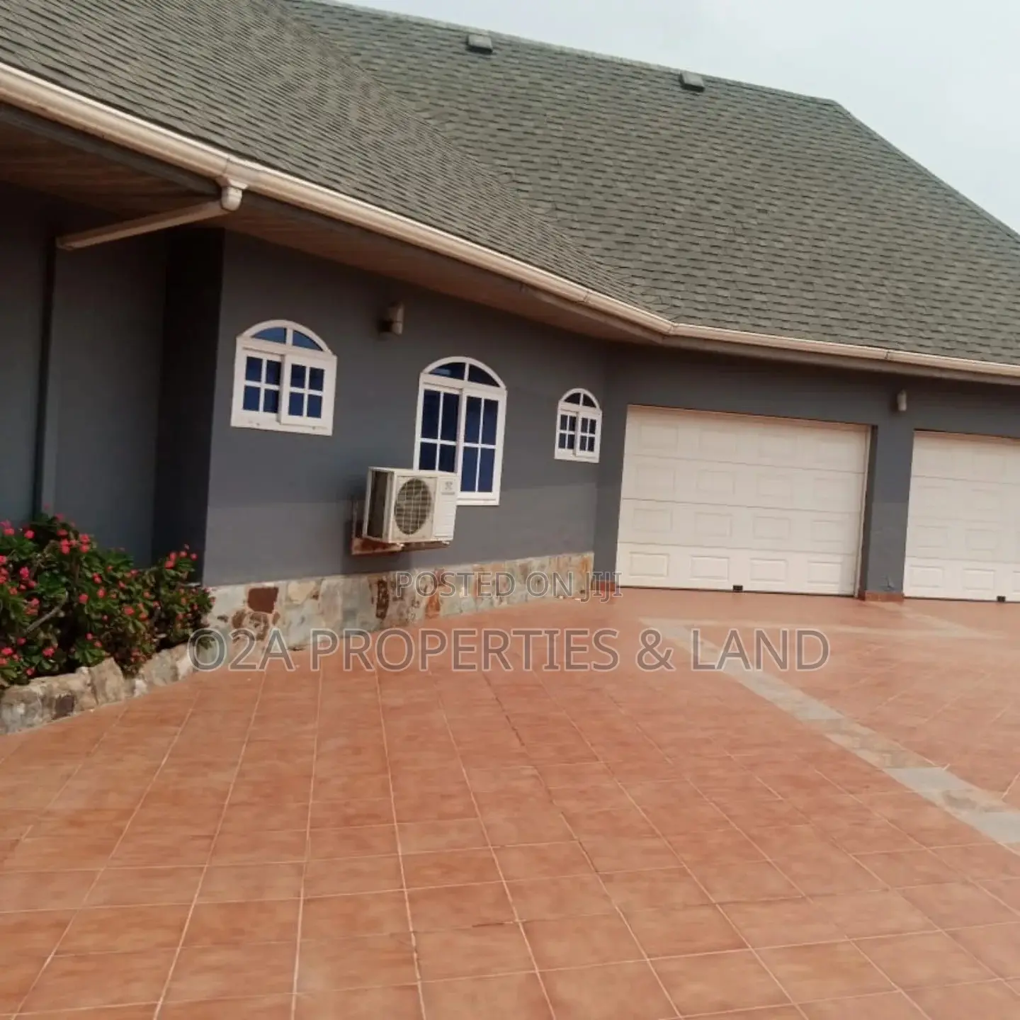 Furnished 4bdrm House in Spintex Baatsona for sale in Baatsona Total