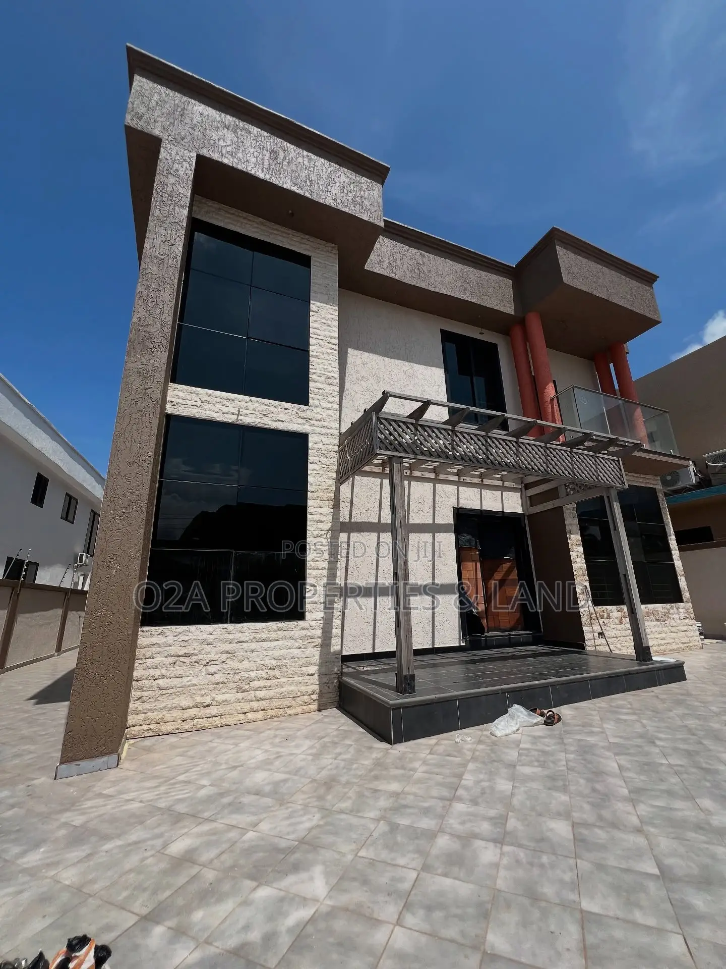 5bdrm House in Adjiringanor, Ability for sale in Ability