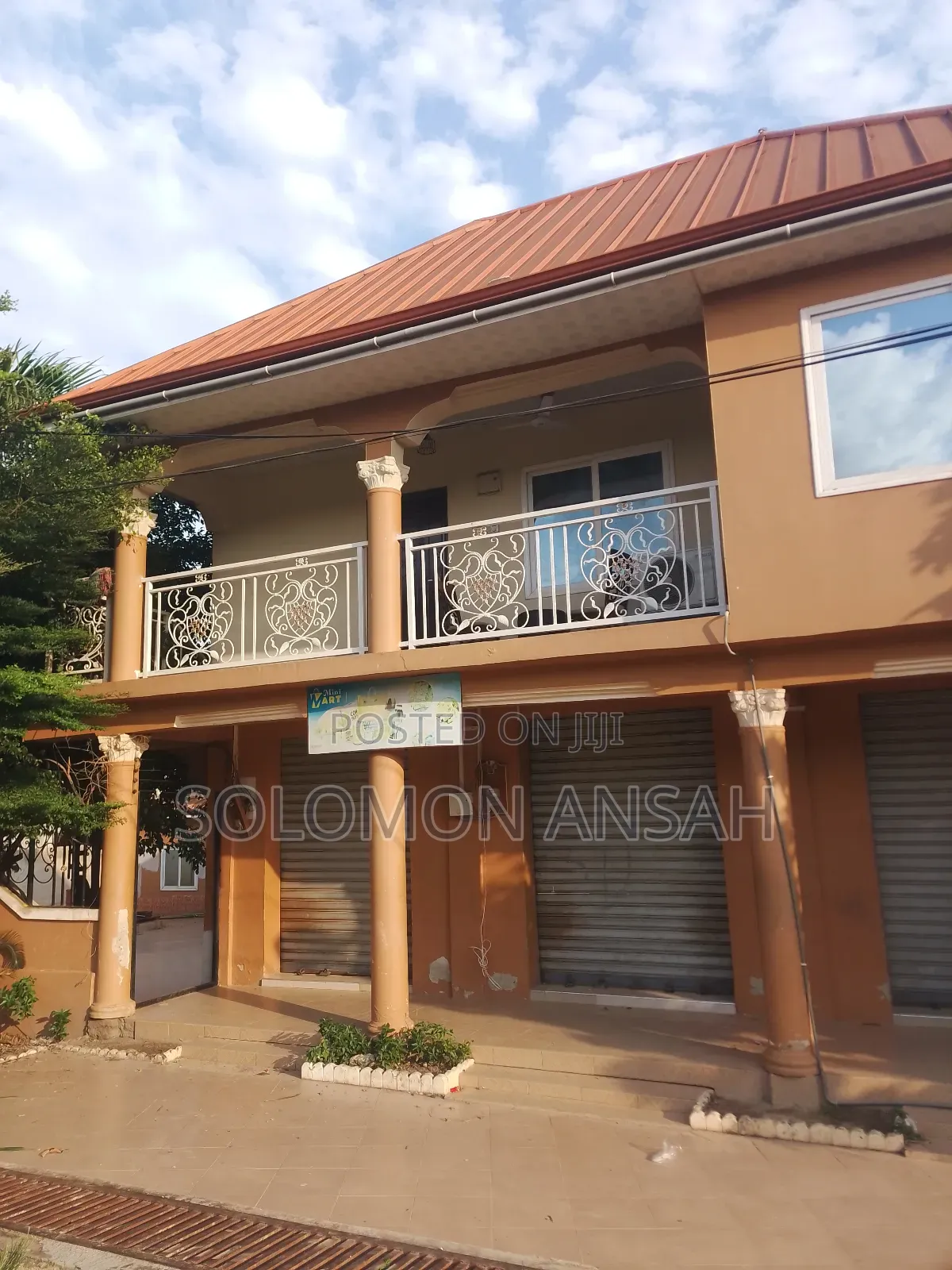 11bdrm Mansion in Free Will Agency, Kumasi Metropolitan for sale in Kumasi Metropolitan