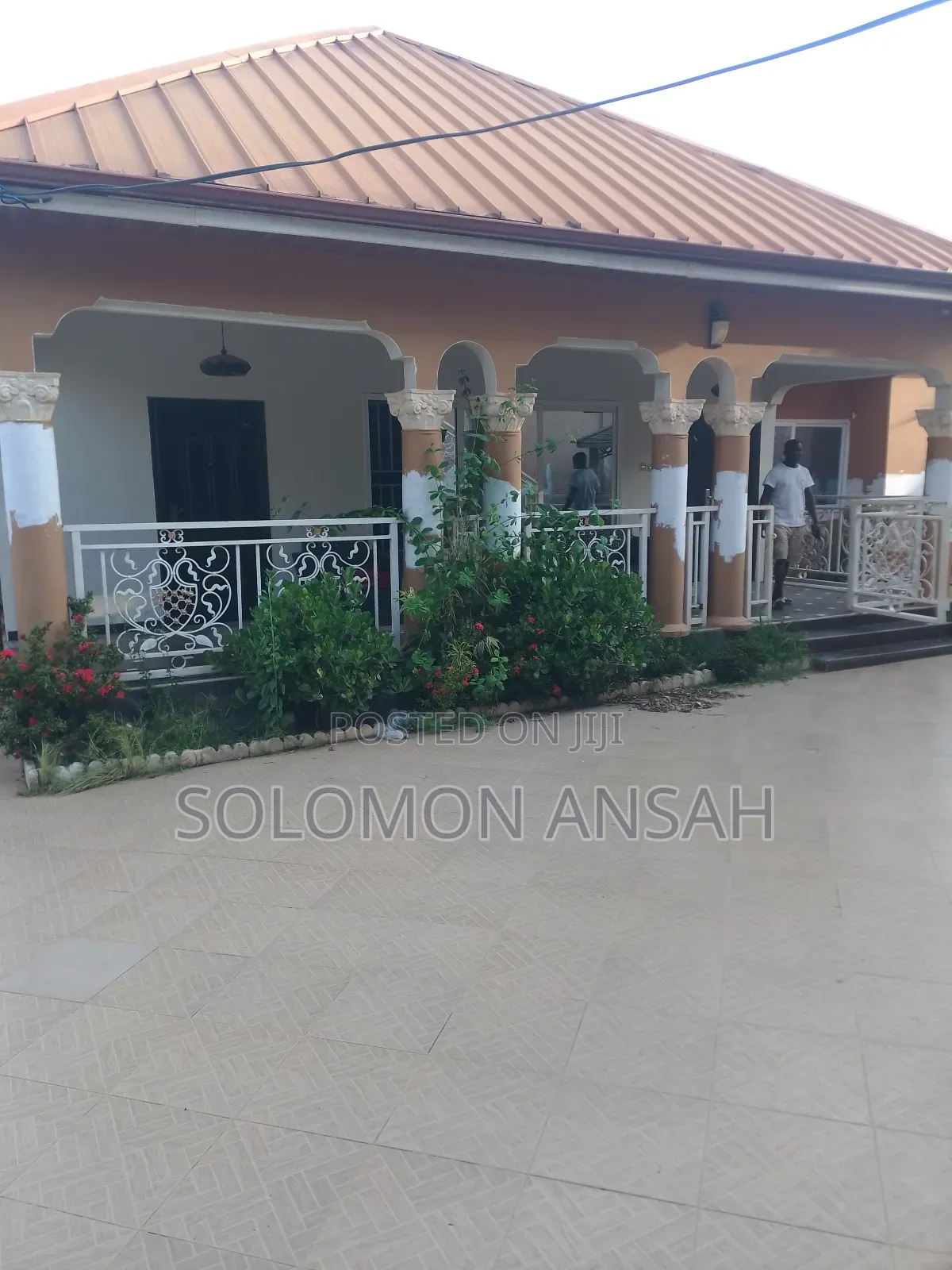 11bdrm Mansion in Free Will Agency, Kumasi Metropolitan for sale in Kumasi Metropolitan