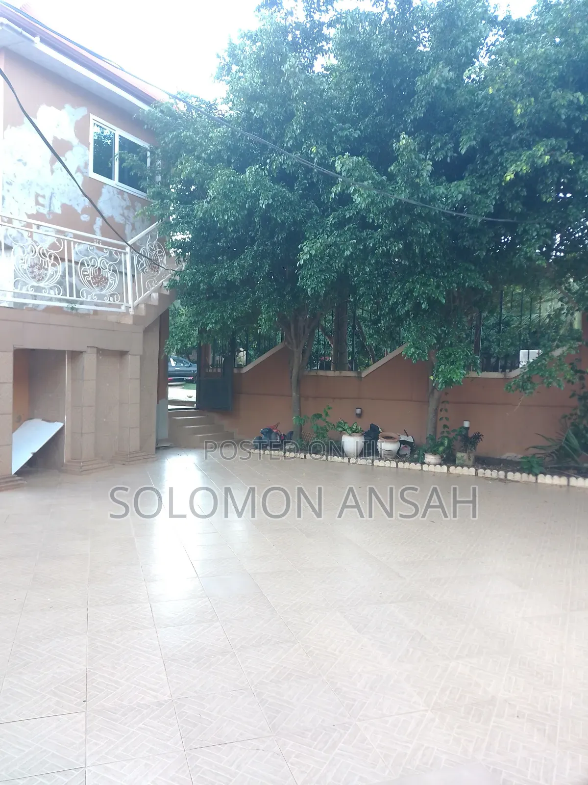 11bdrm Mansion in Free Will Agency, Kumasi Metropolitan for sale in Kumasi Metropolitan